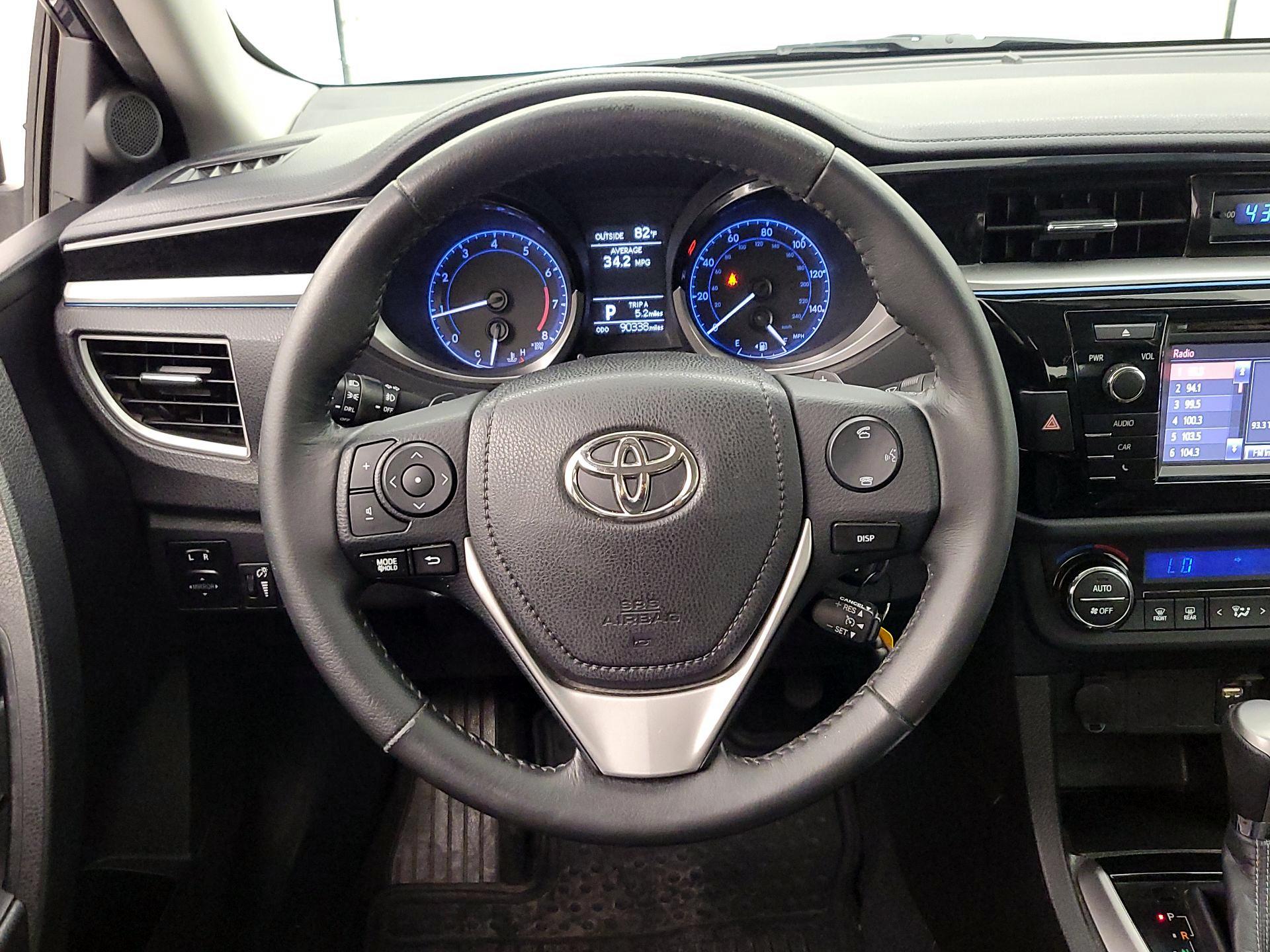 Thumbnail: 2016 Toyota Corolla - 10