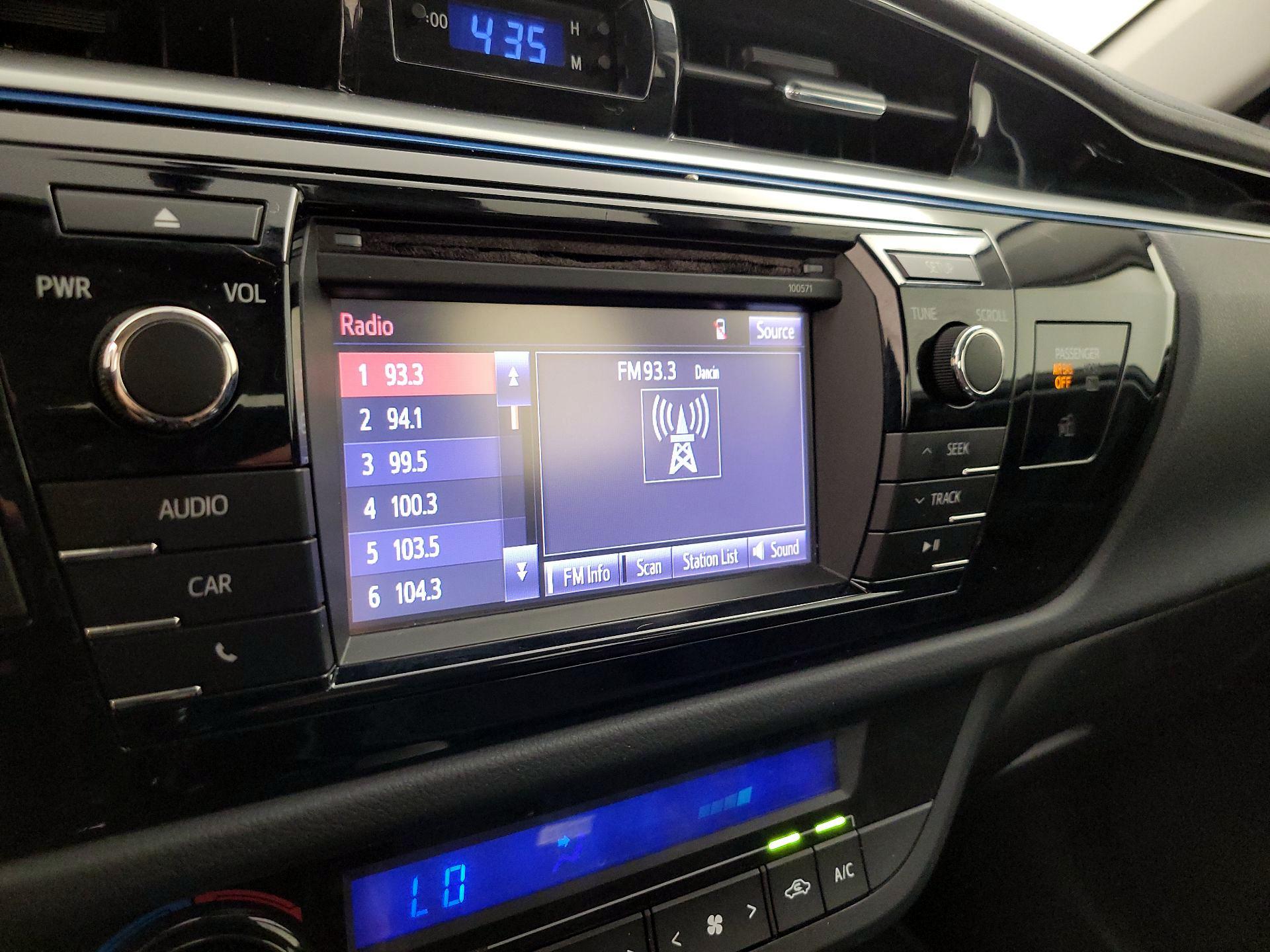 Thumbnail: 2016 Toyota Corolla - 15