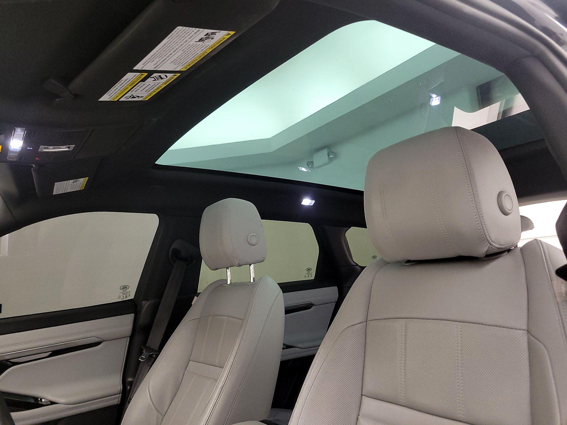 Thumbnail: 2020 Land Rover Range Rover Evoque - 20
