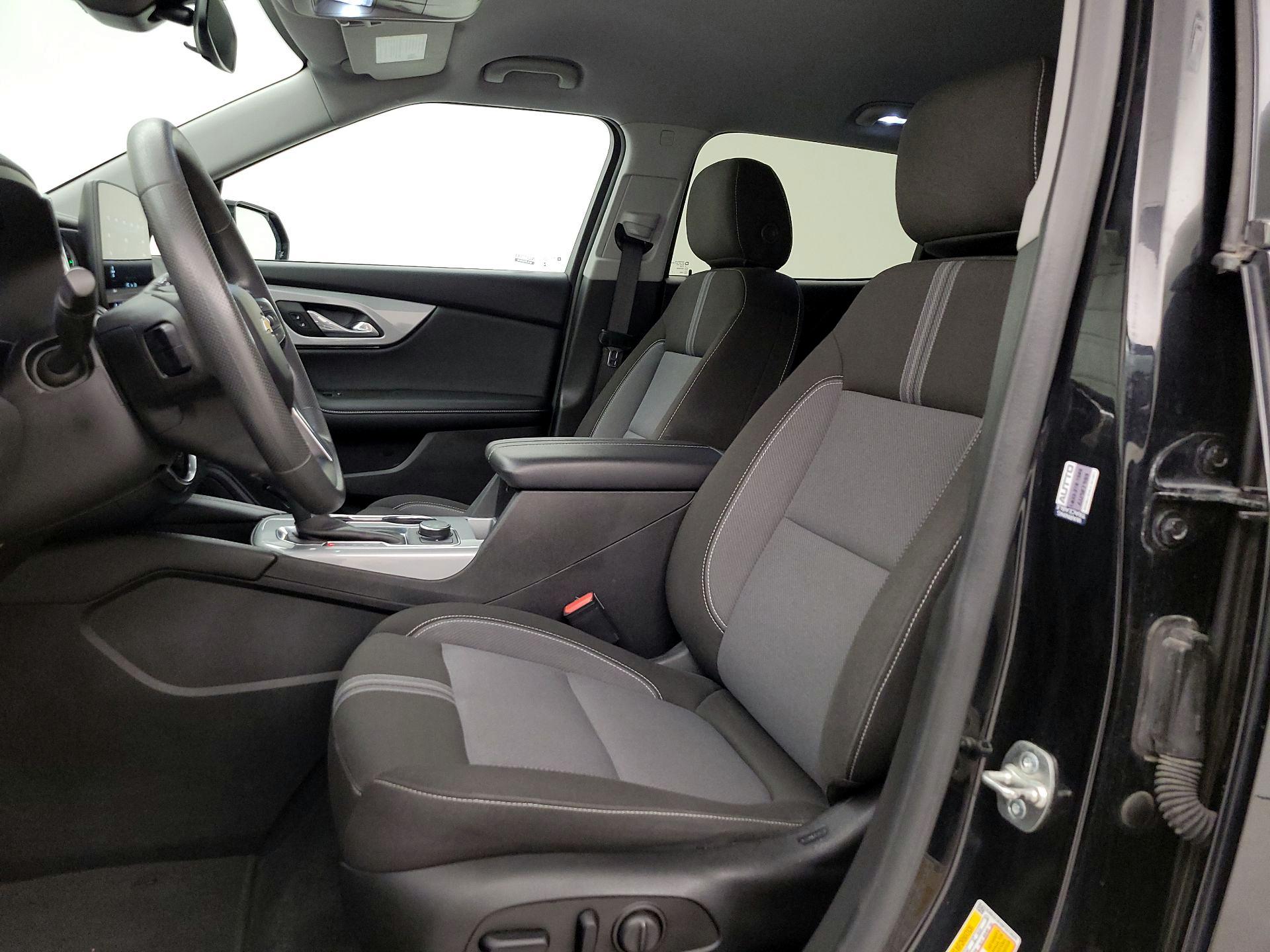 Thumbnail: 2023 Chevrolet Blazer - 11
