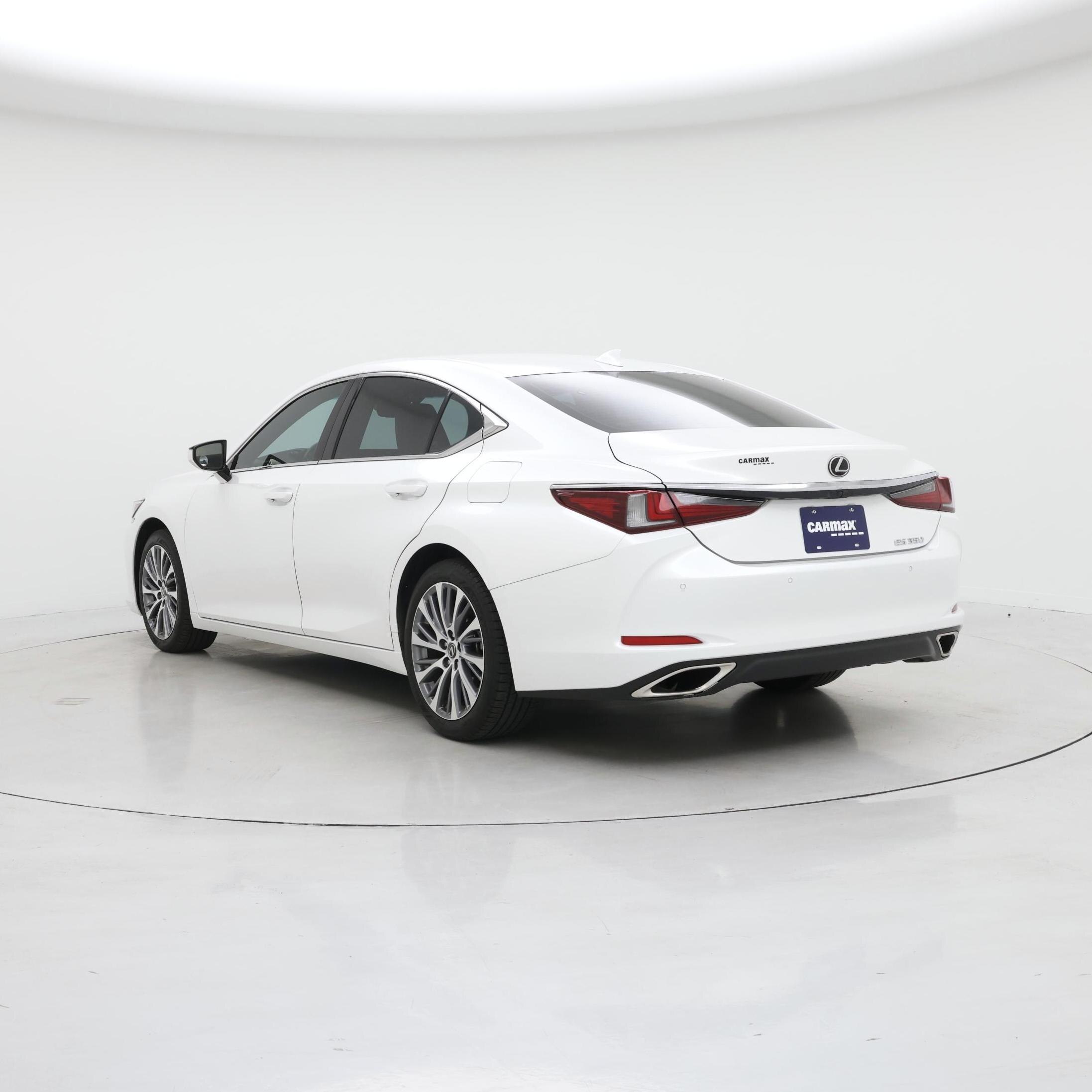 Thumbnail: 2020 Lexus ES - 2