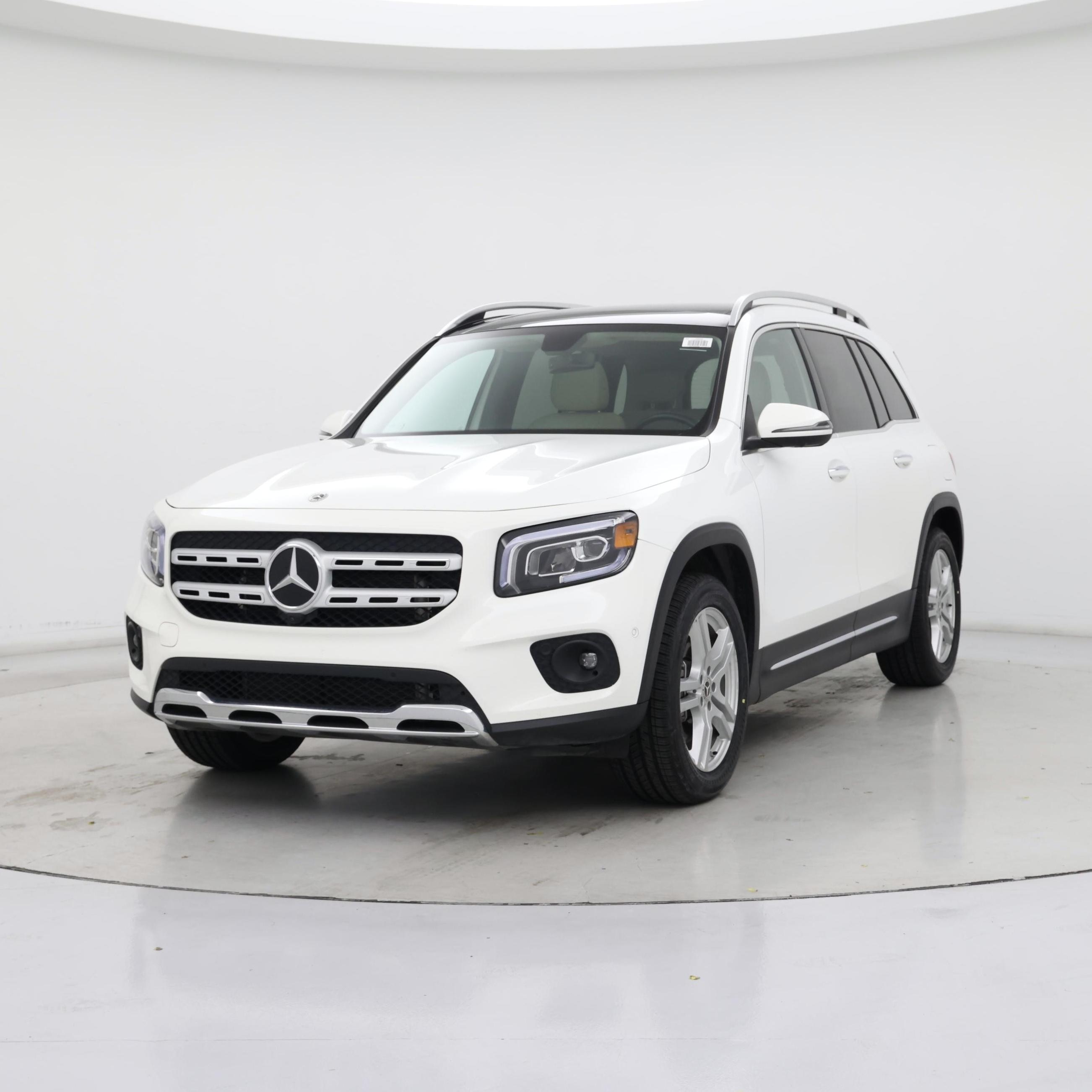 Thumbnail: 2023 Mercedes-Benz GLB - 4