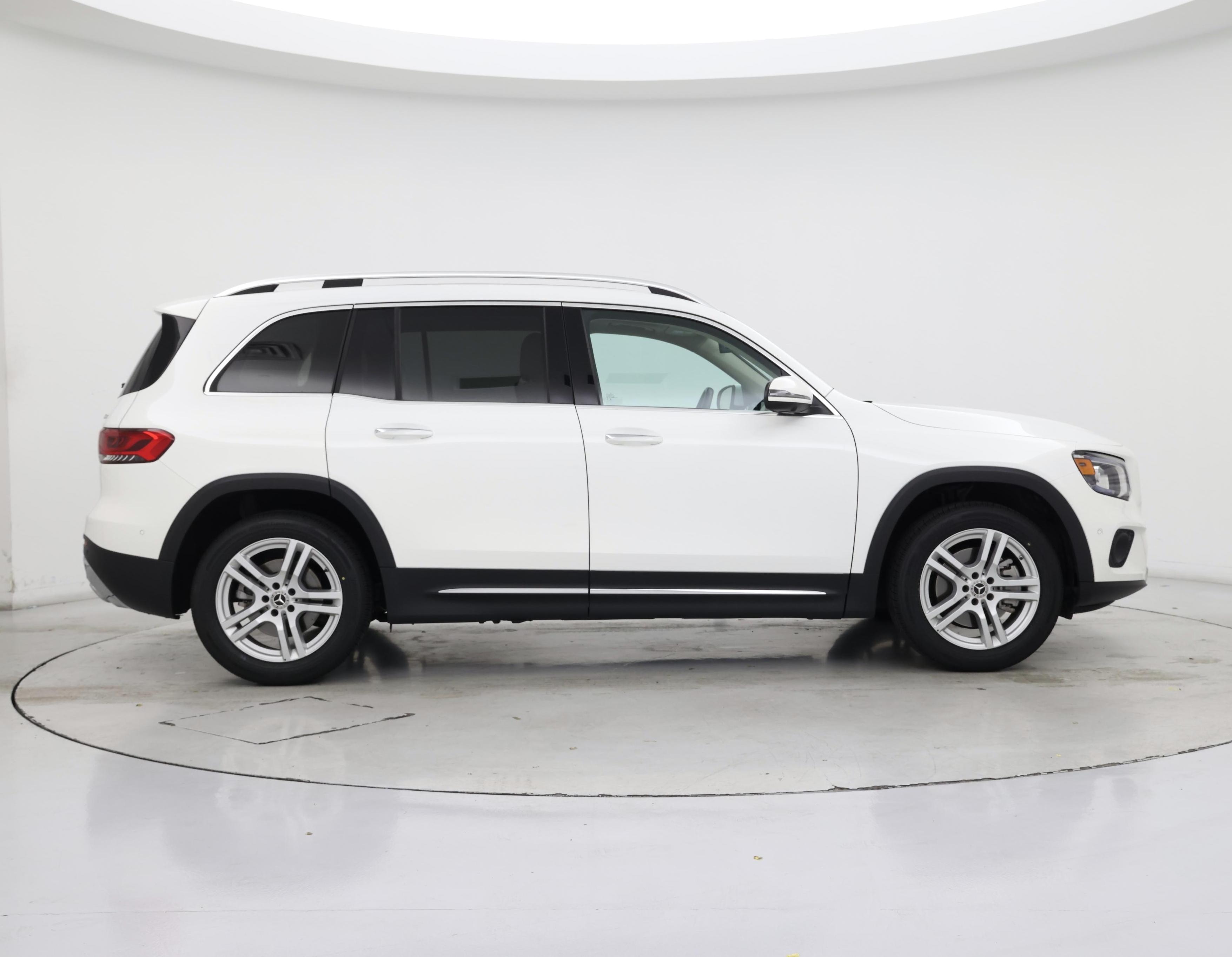Thumbnail: 2023 Mercedes-Benz GLB - 7
