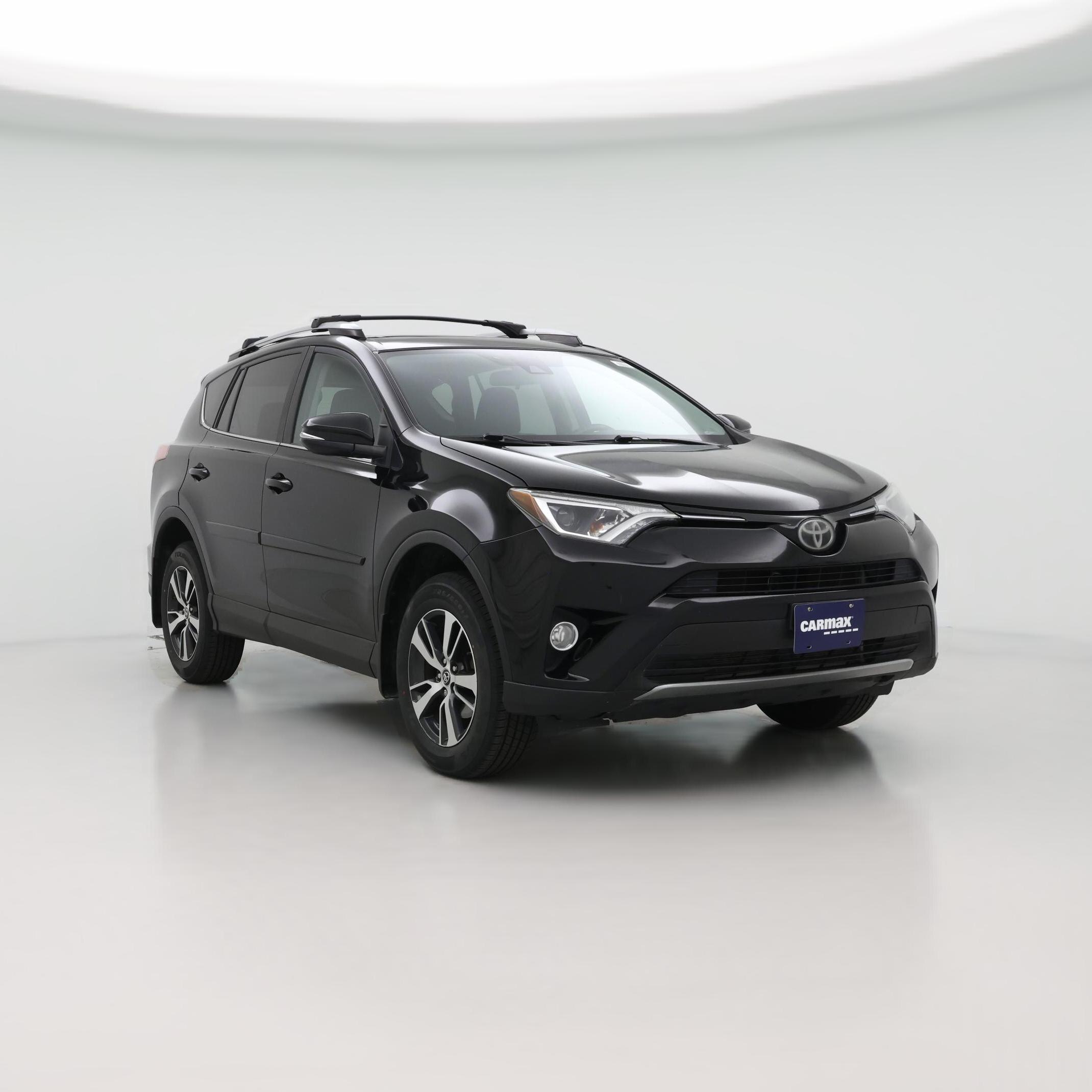 Thumbnail: 2017 Toyota RAV4 - 1