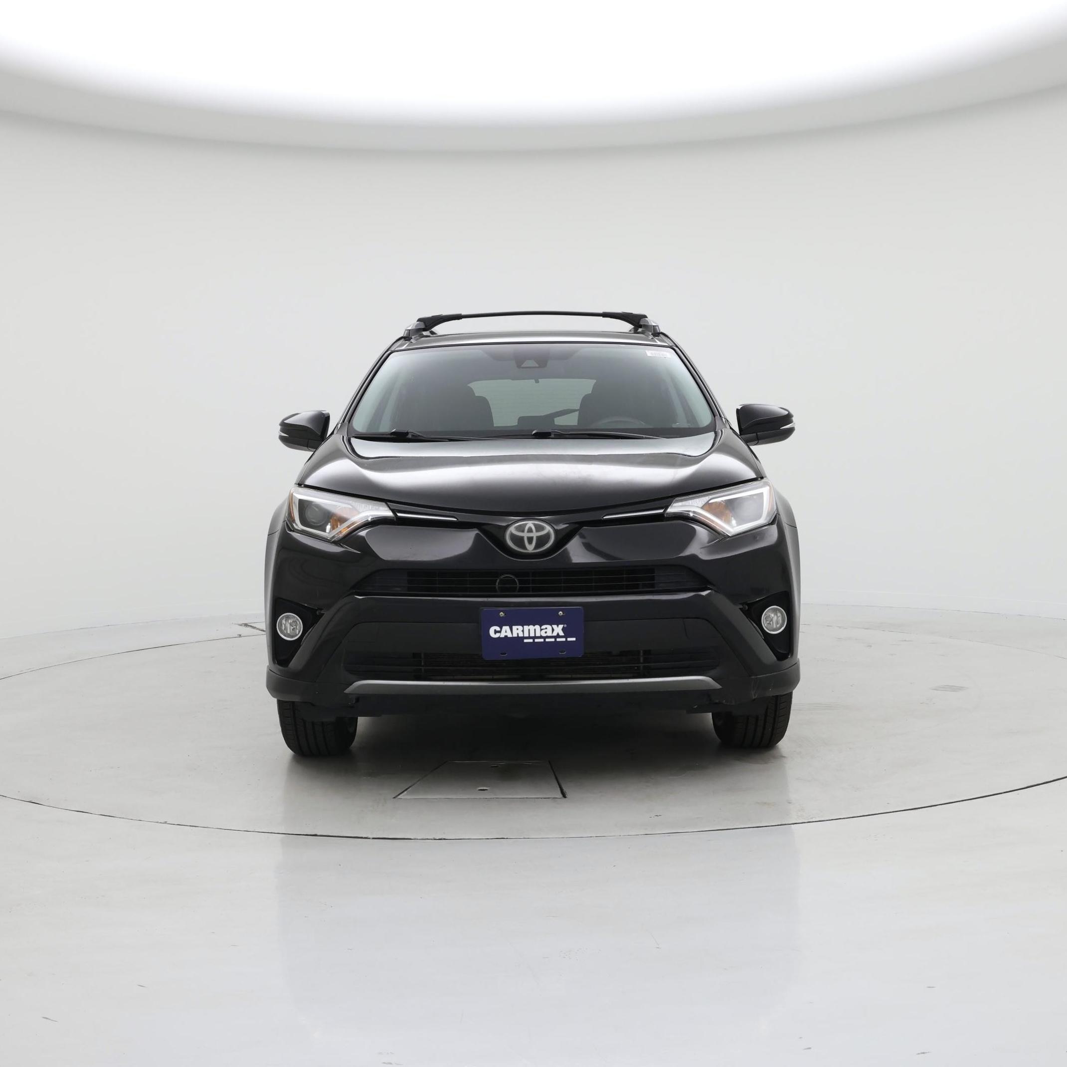 Thumbnail: 2017 Toyota RAV4 - 5