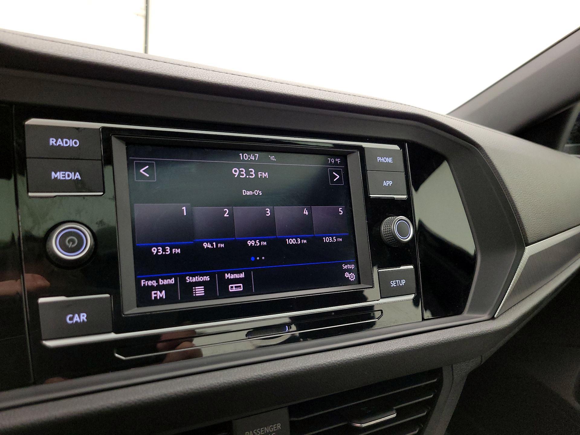 Thumbnail: 2019 Volkswagen Jetta - 15