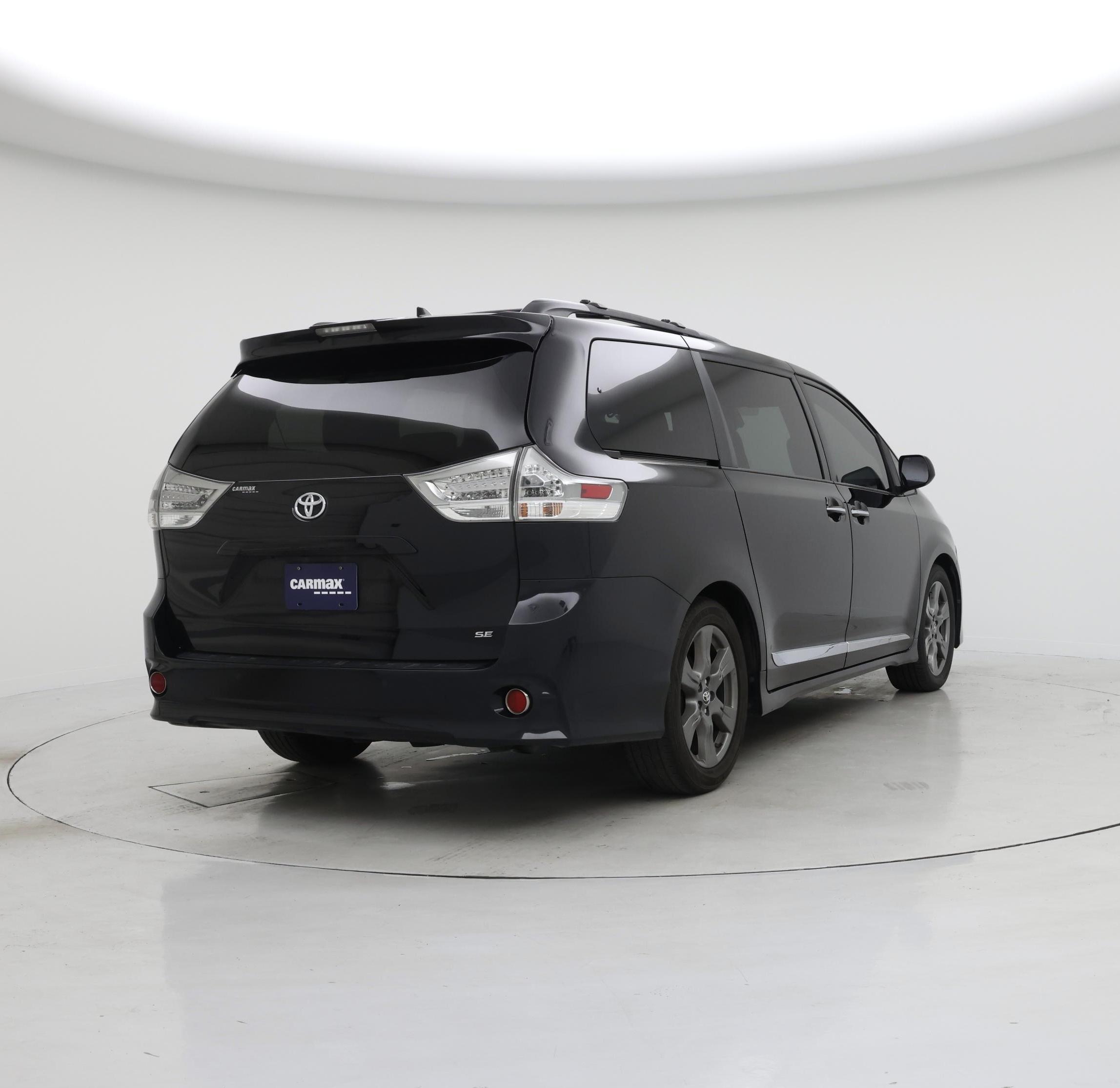 Thumbnail: 2019 Toyota Sienna - 8