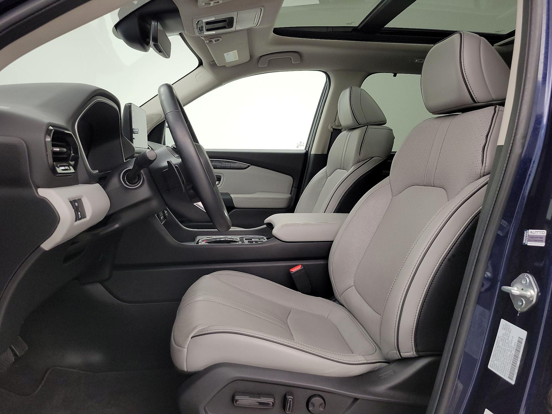 Thumbnail: 2023 Honda Pilot - 11