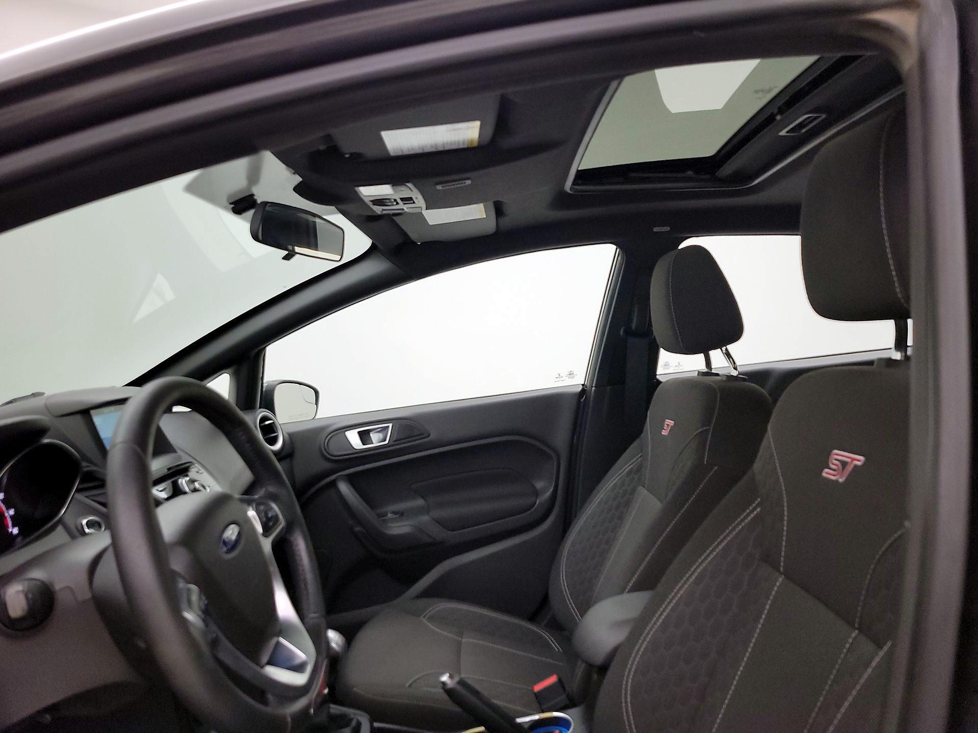 Thumbnail: 2017 Ford Fiesta - 18