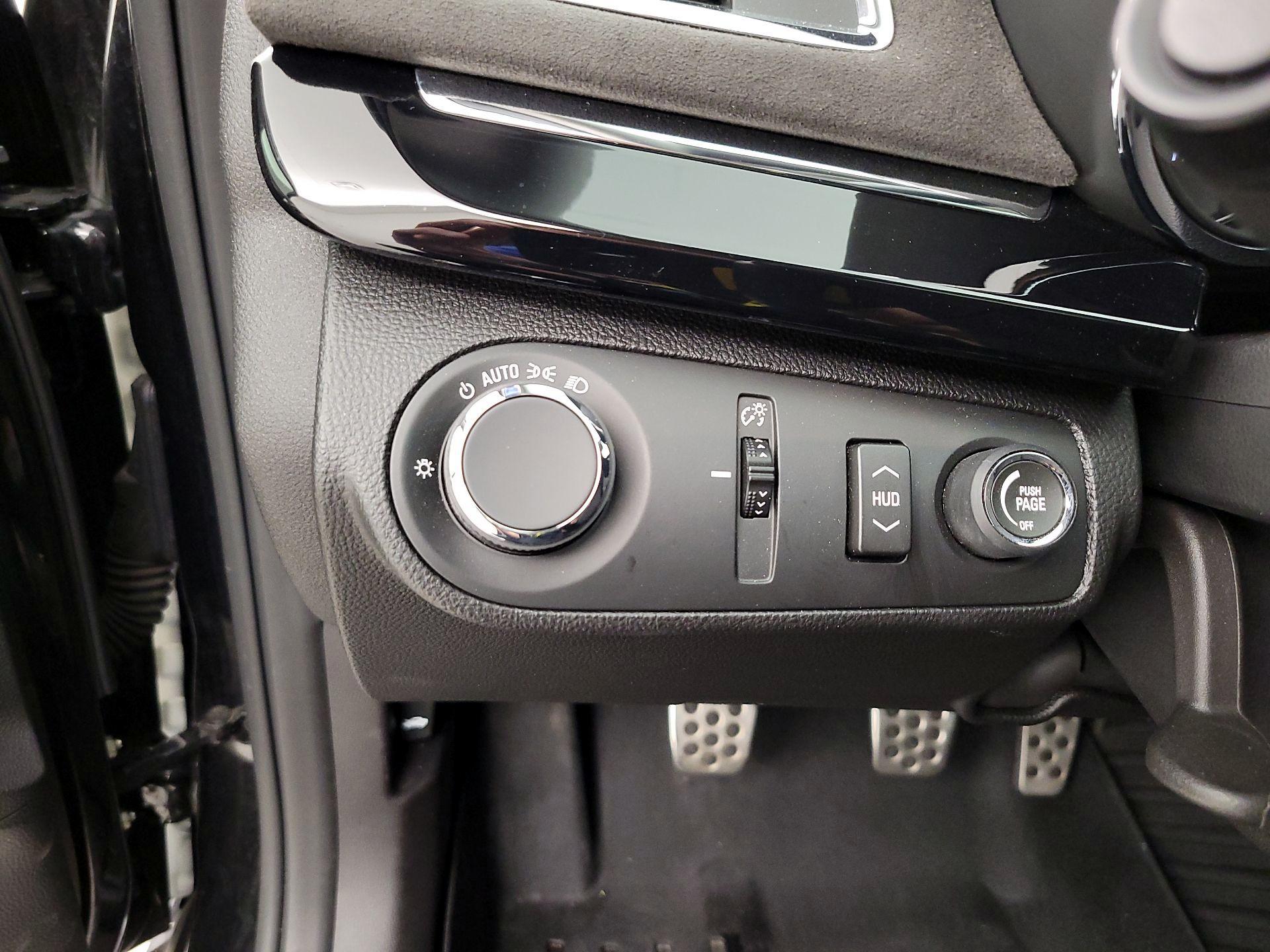 Thumbnail: 2016 Chevrolet  - 13