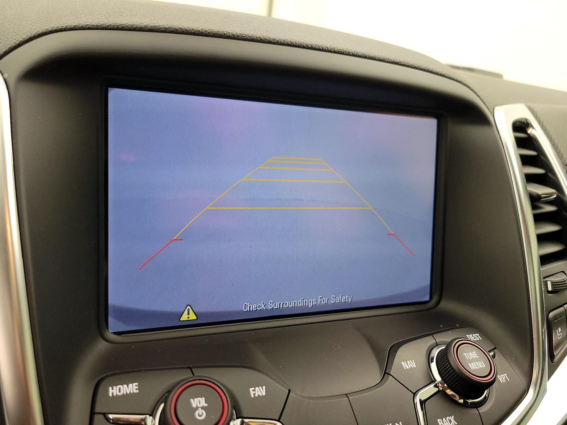 Thumbnail: 2016 Chevrolet  - 15