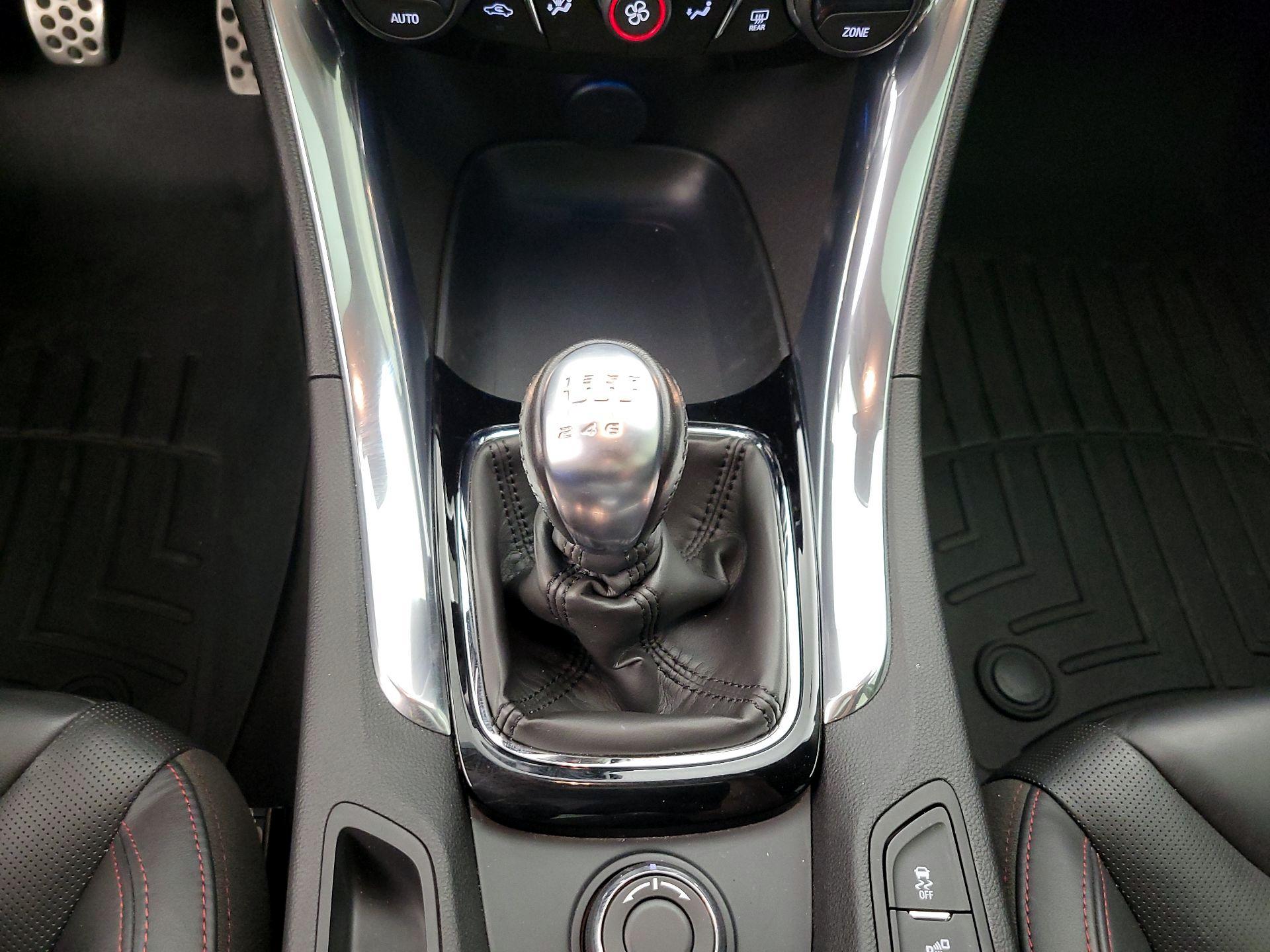 Thumbnail: 2016 Chevrolet  - 18