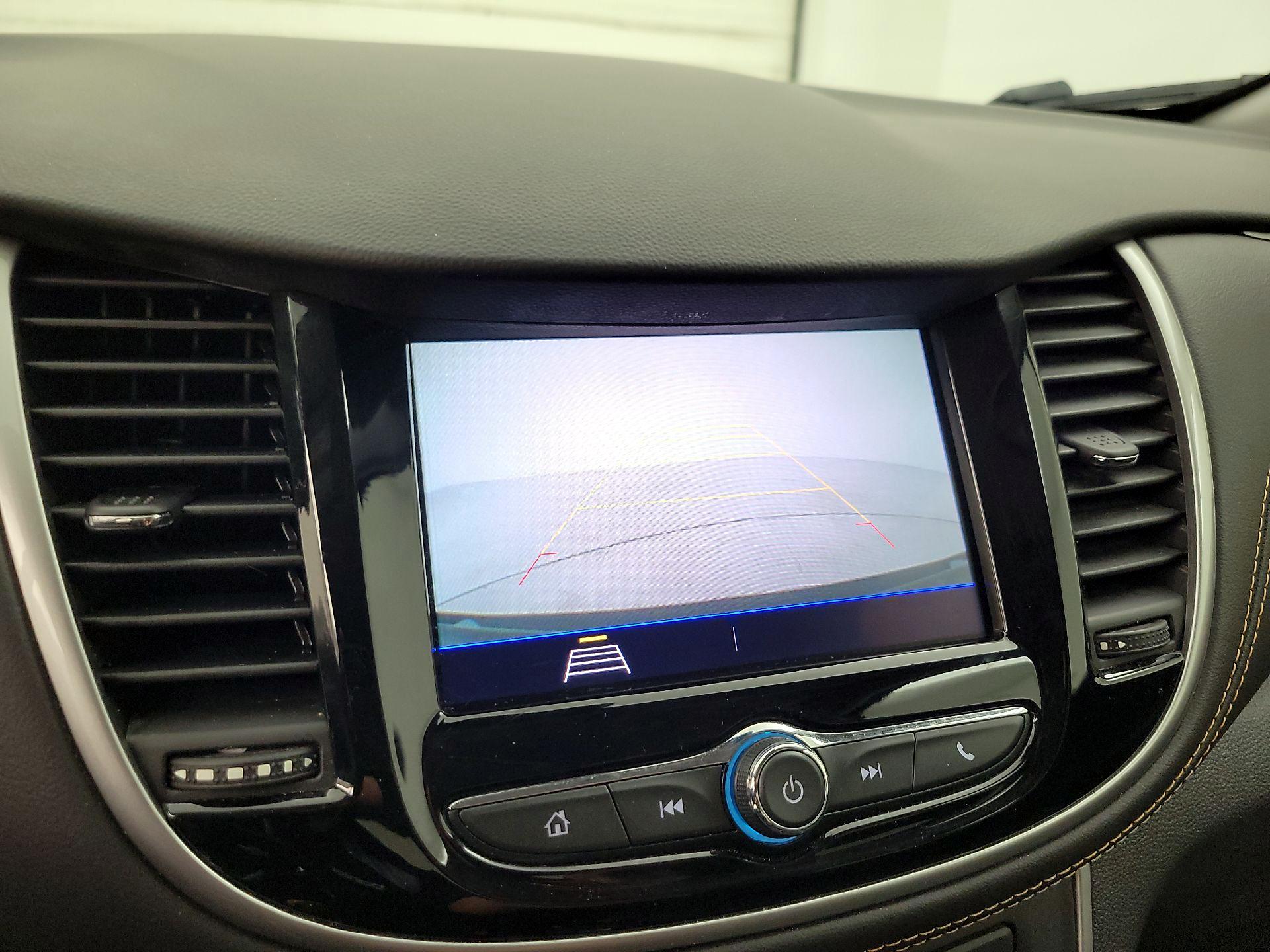 Thumbnail: 2021 Chevrolet Trax - 14