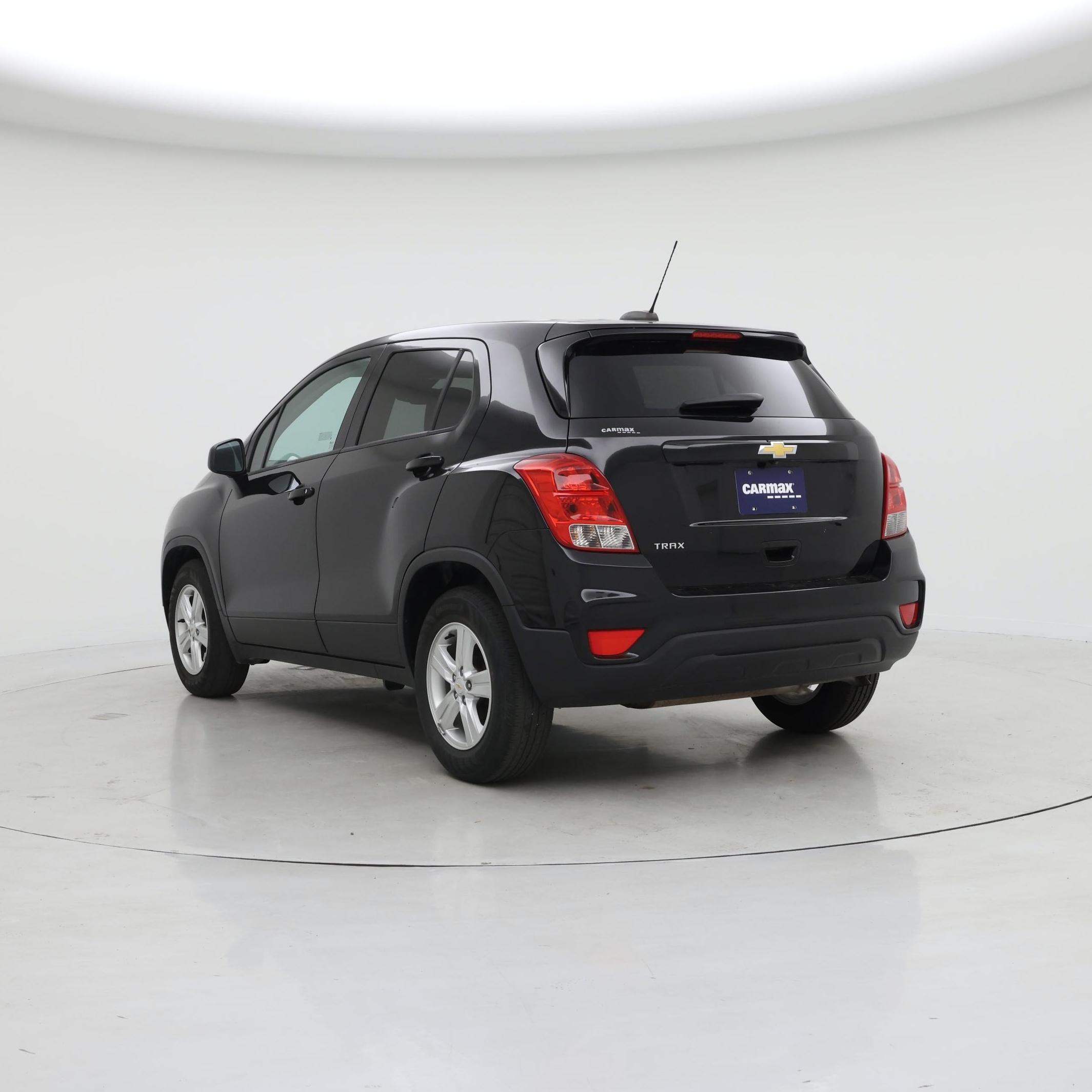 Thumbnail: 2021 Chevrolet Trax - 2