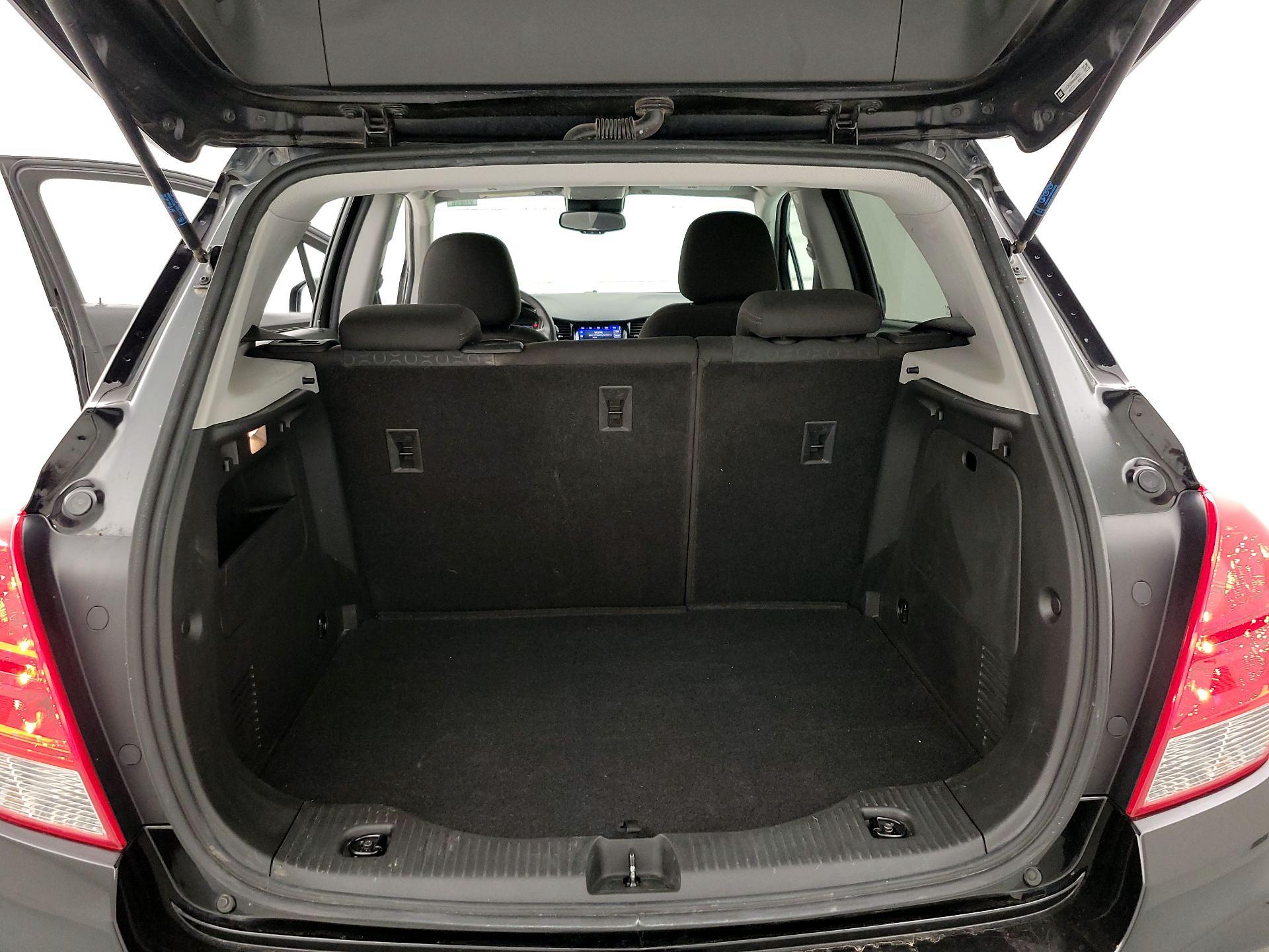 Thumbnail: 2021 Chevrolet Trax - 20