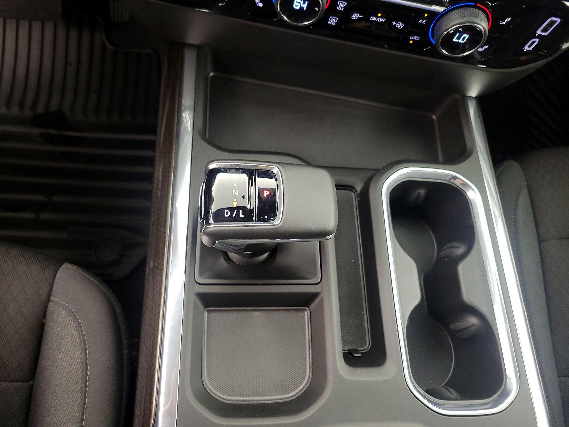 Thumbnail: 2024 Chevrolet Silverado 1500 - 18