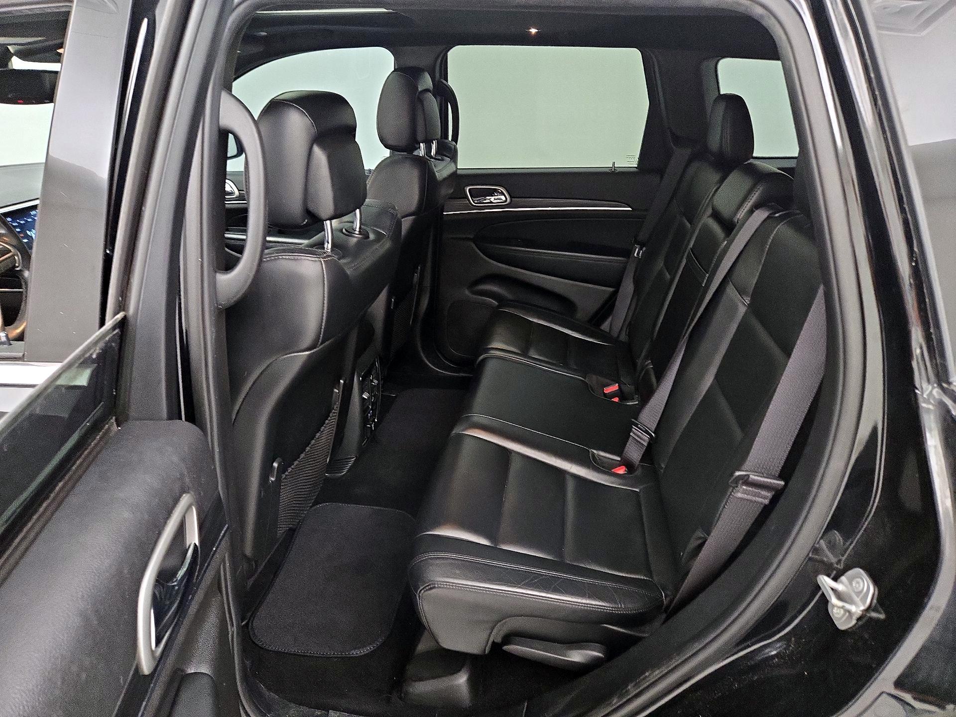 Thumbnail: 2019 Jeep Grand Cherokee - 20