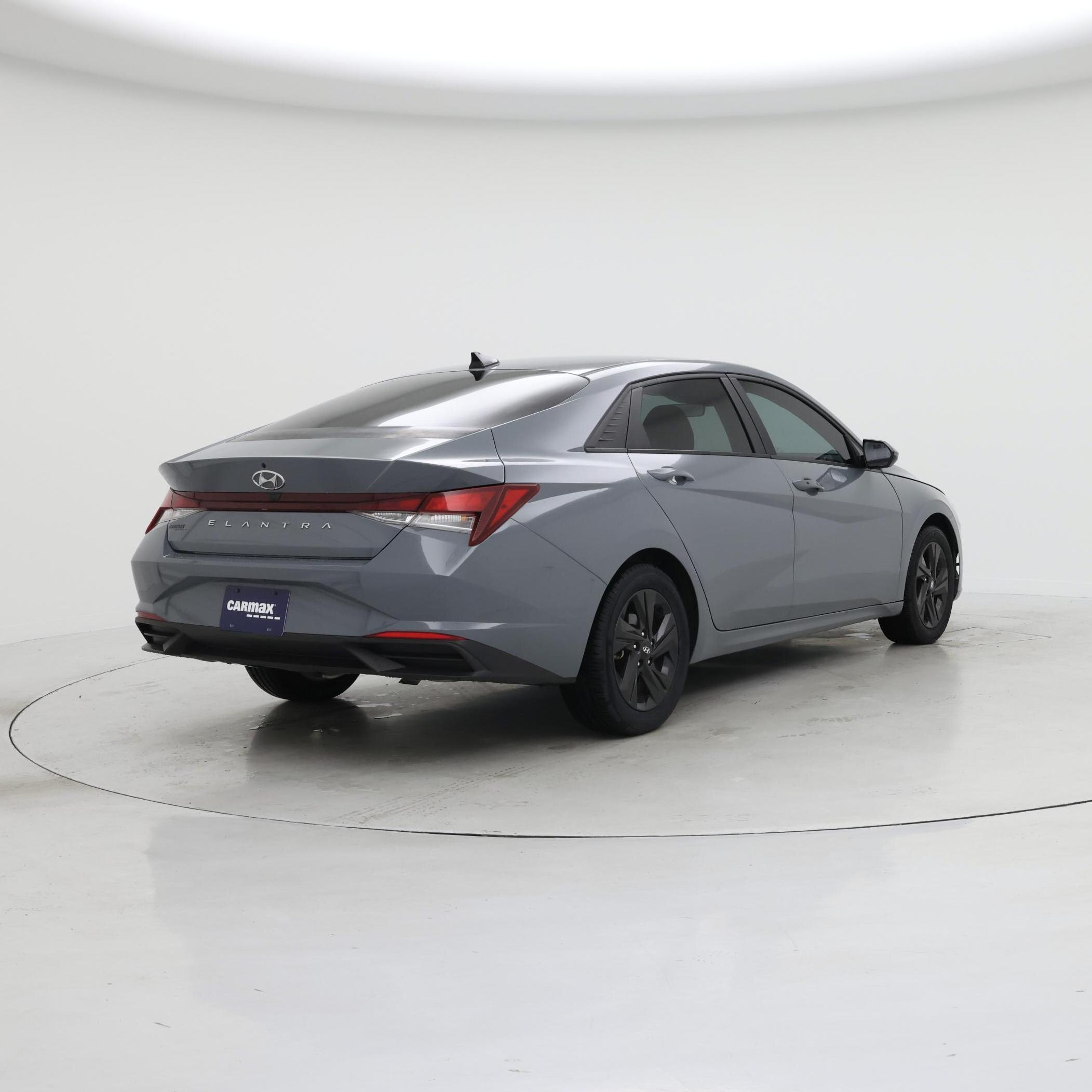 Thumbnail: 2021 Hyundai Elantra - 8