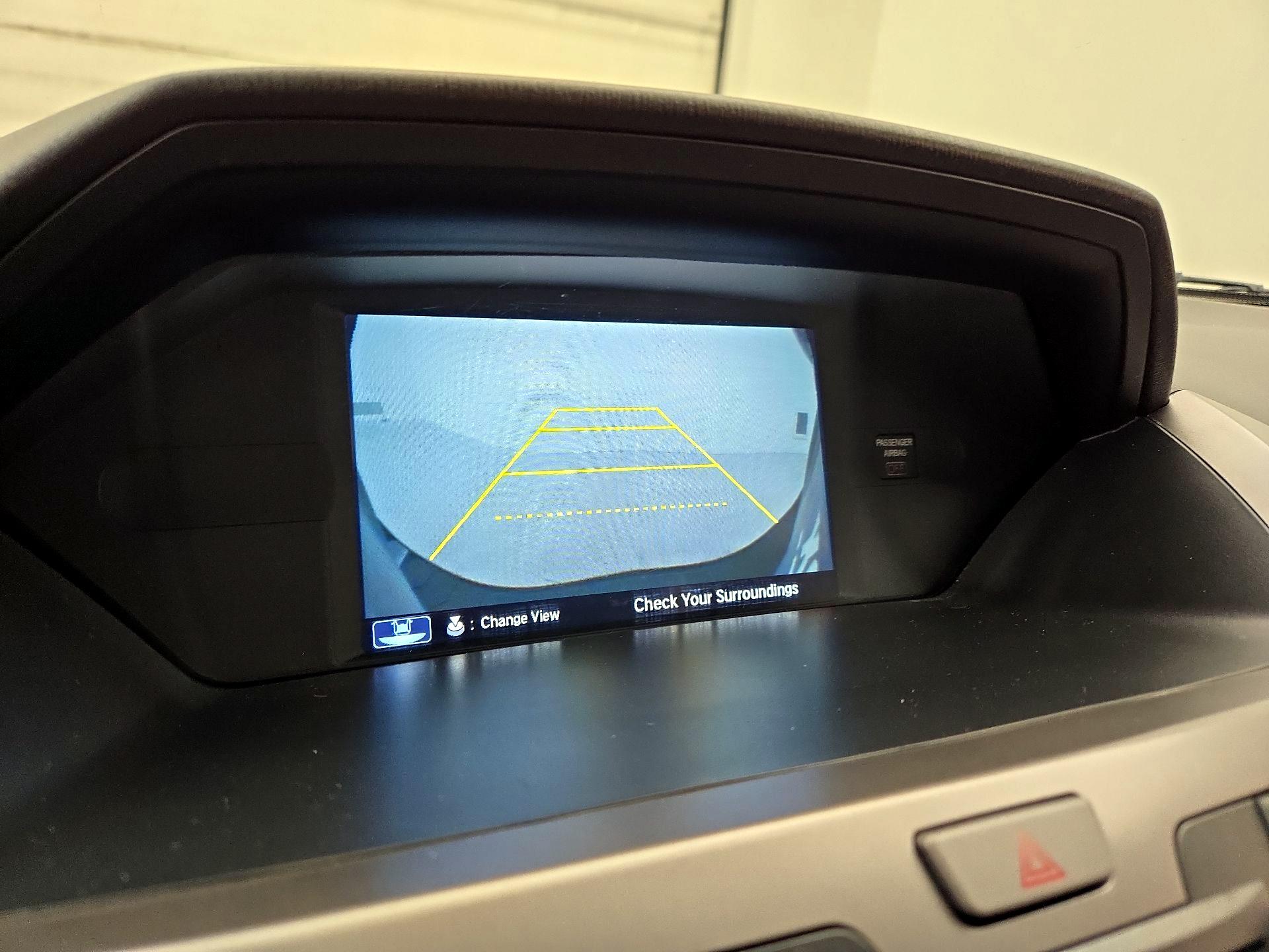 Thumbnail: 2016 Honda Odyssey - 14