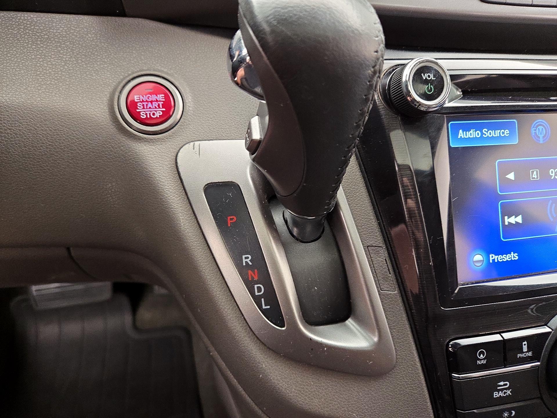 Thumbnail: 2016 Honda Odyssey - 17