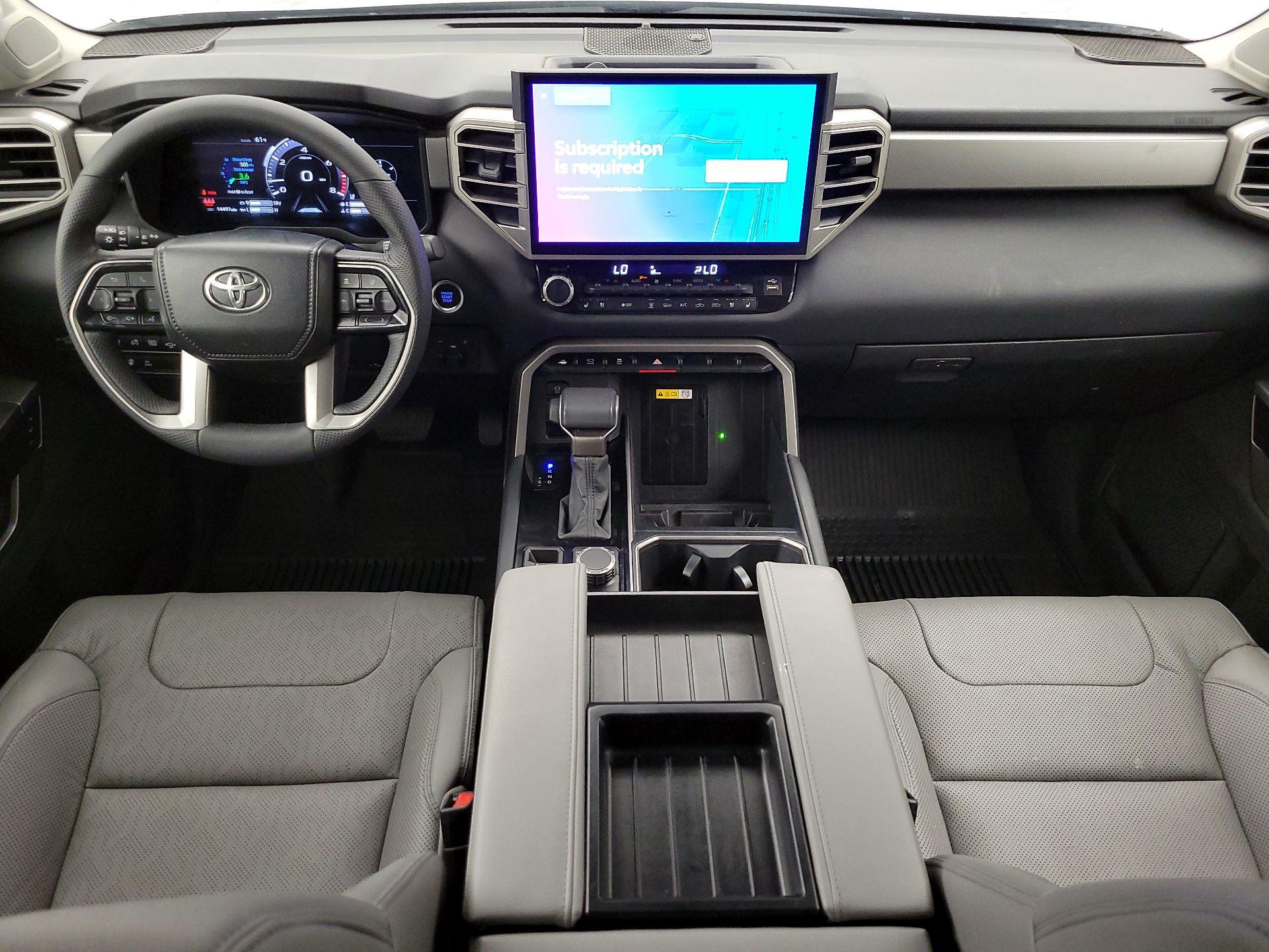 Thumbnail: 2024 Toyota Tundra - 9