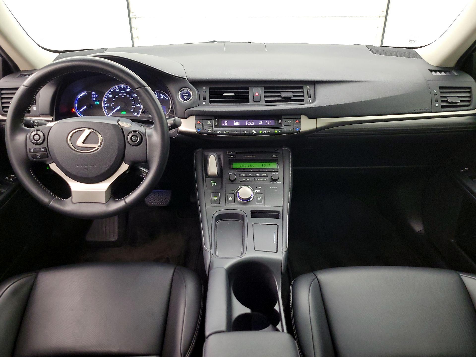 Thumbnail: 2015 Lexus CT - 9