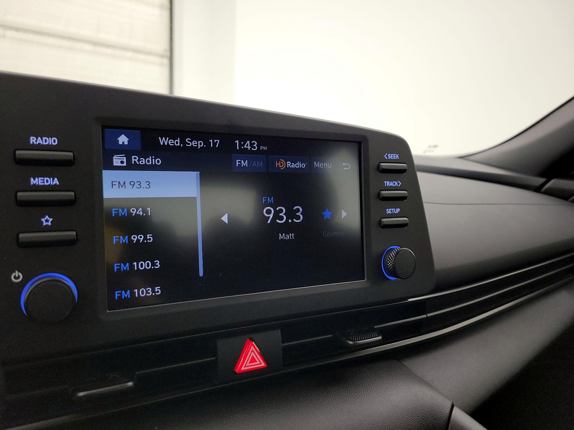 Thumbnail: 2025 Hyundai Elantra - 15