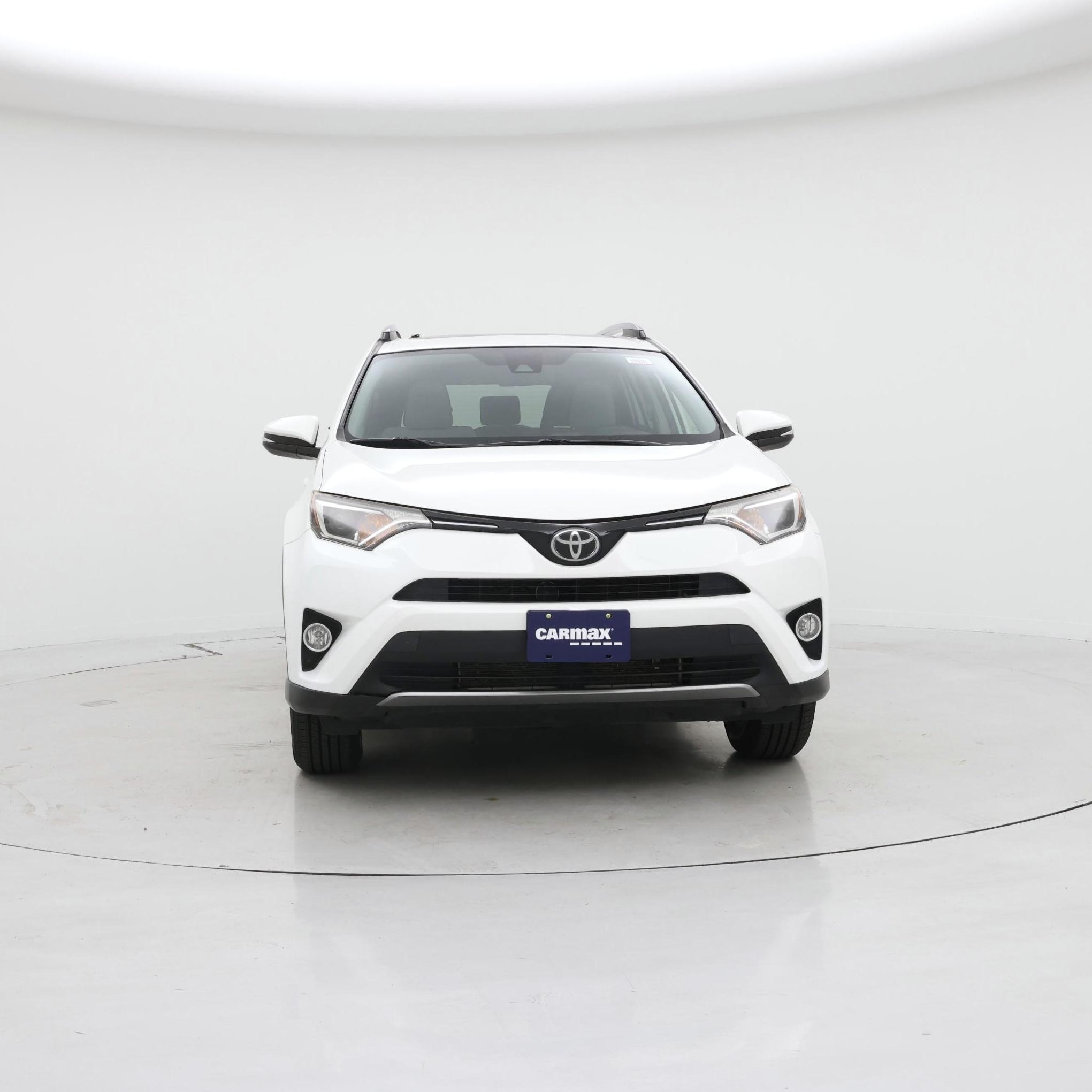 Thumbnail: 2017 Toyota RAV4 - 5