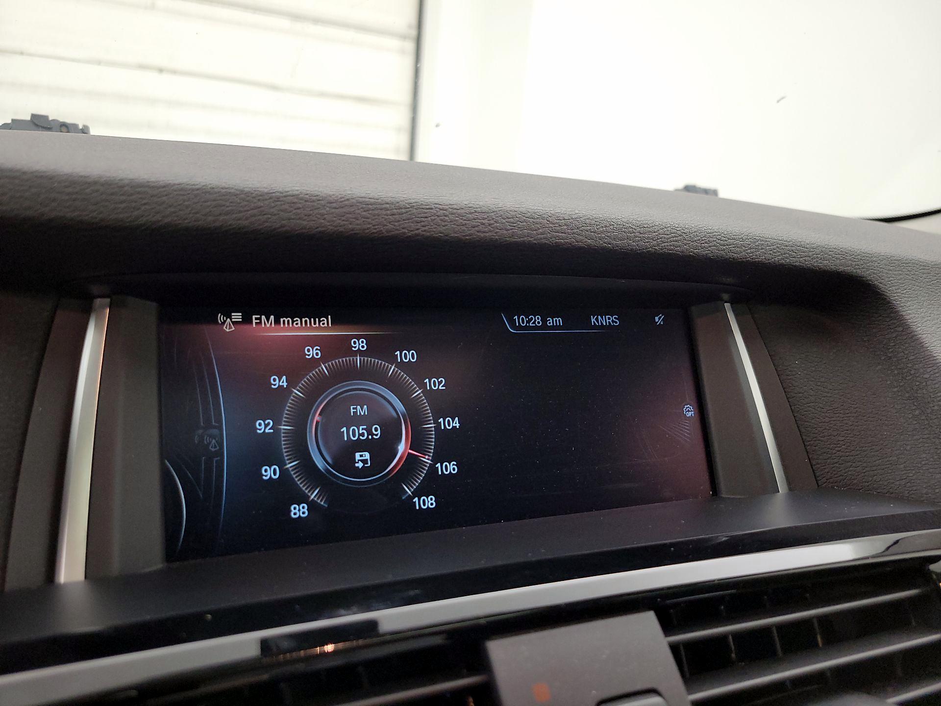 Thumbnail: 2016 BMW X4 - 16