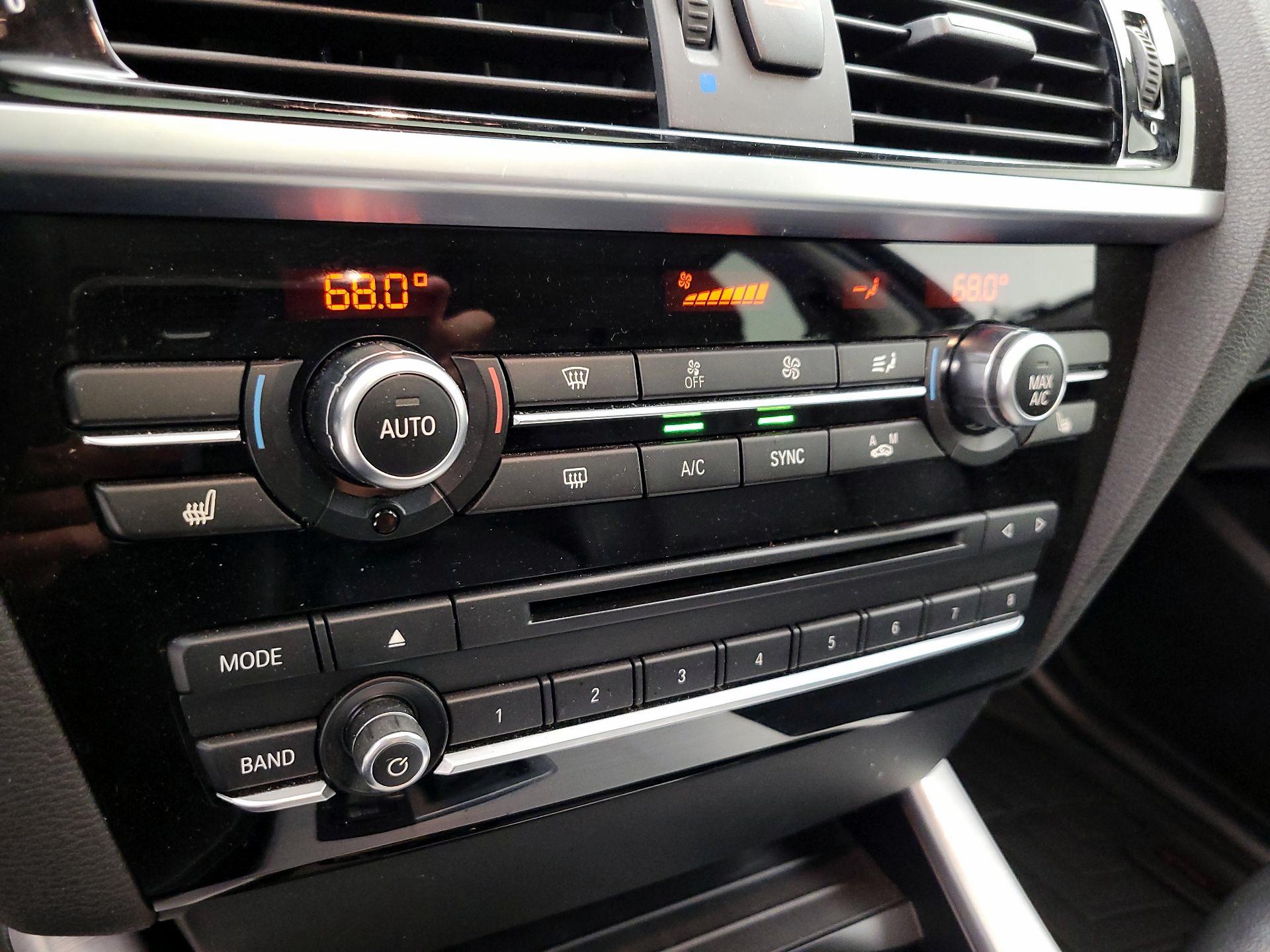 Thumbnail: 2016 BMW X4 - 17