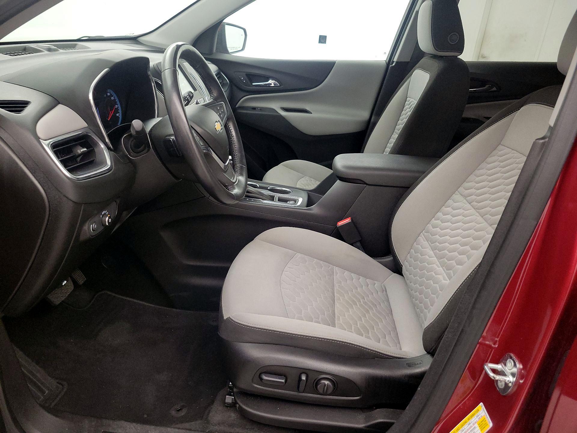 Thumbnail: 2018 Chevrolet Equinox - 11