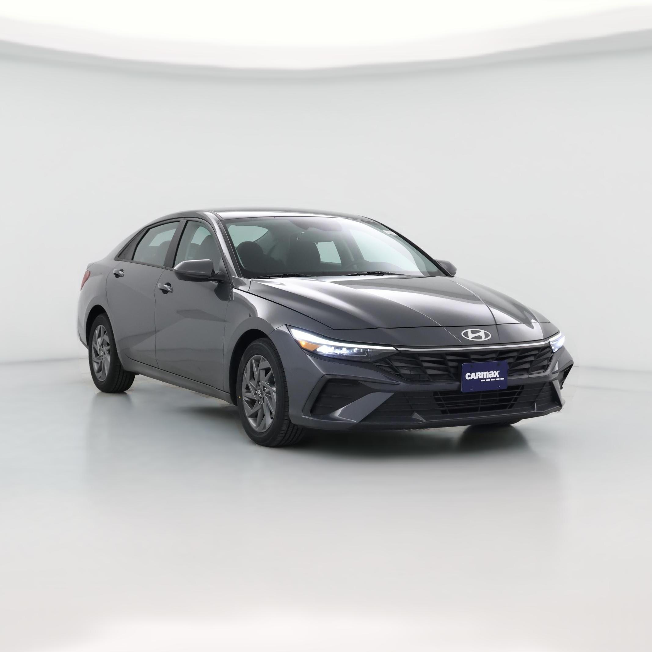 Thumbnail: 2024 Hyundai Elantra - 1