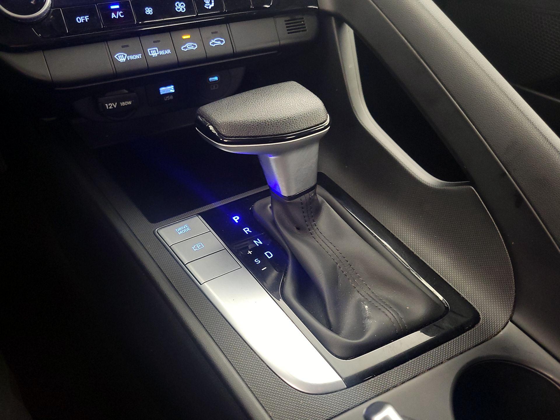 Thumbnail: 2024 Hyundai Elantra - 18