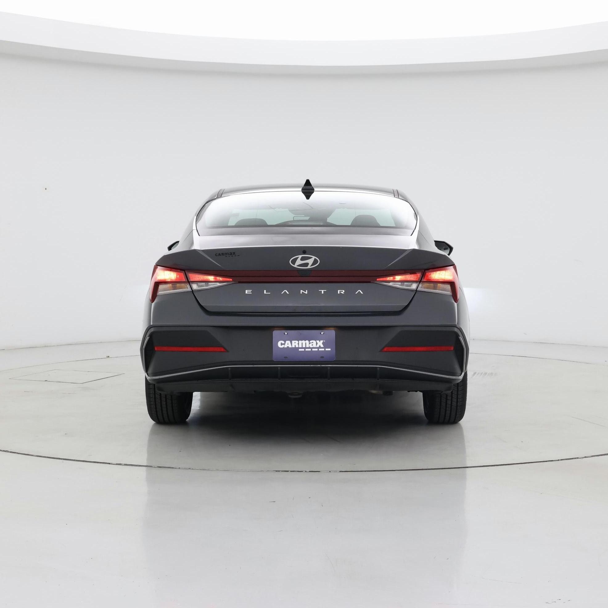 Thumbnail: 2024 Hyundai Elantra - 6