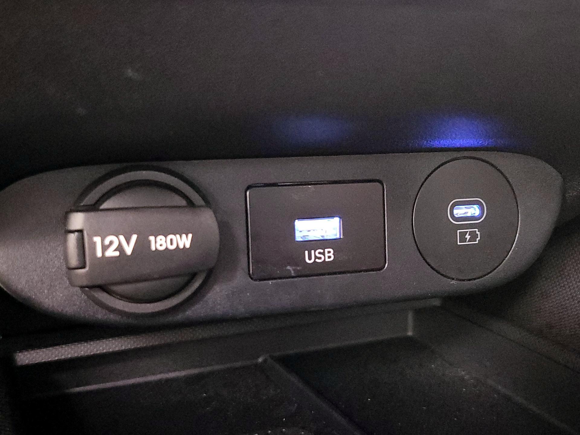 Thumbnail: 2025 Hyundai Elantra - 18