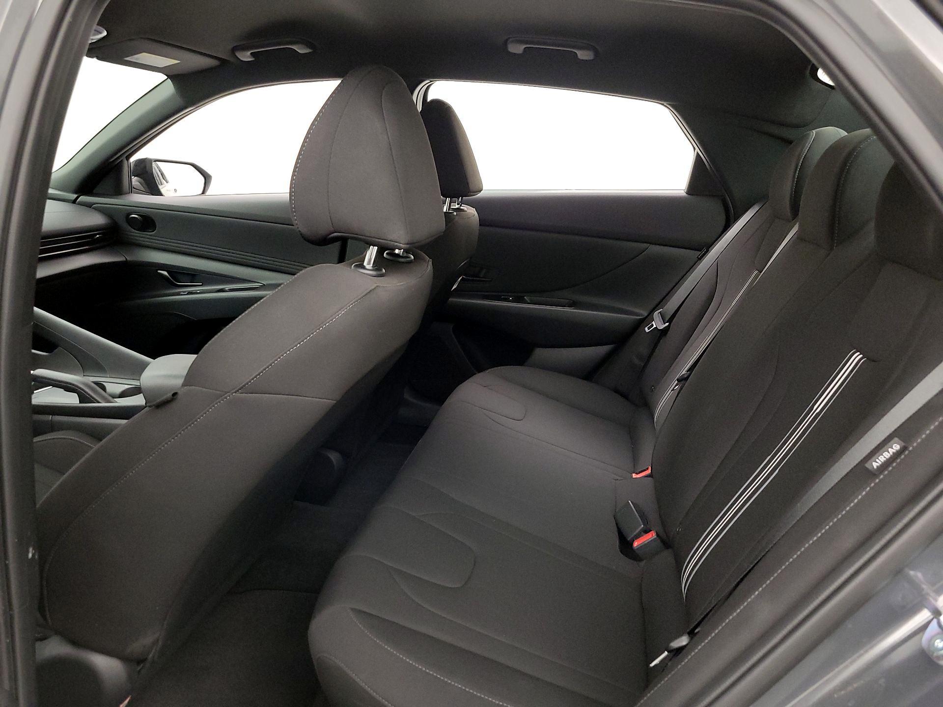 Thumbnail: 2025 Hyundai Elantra - 19