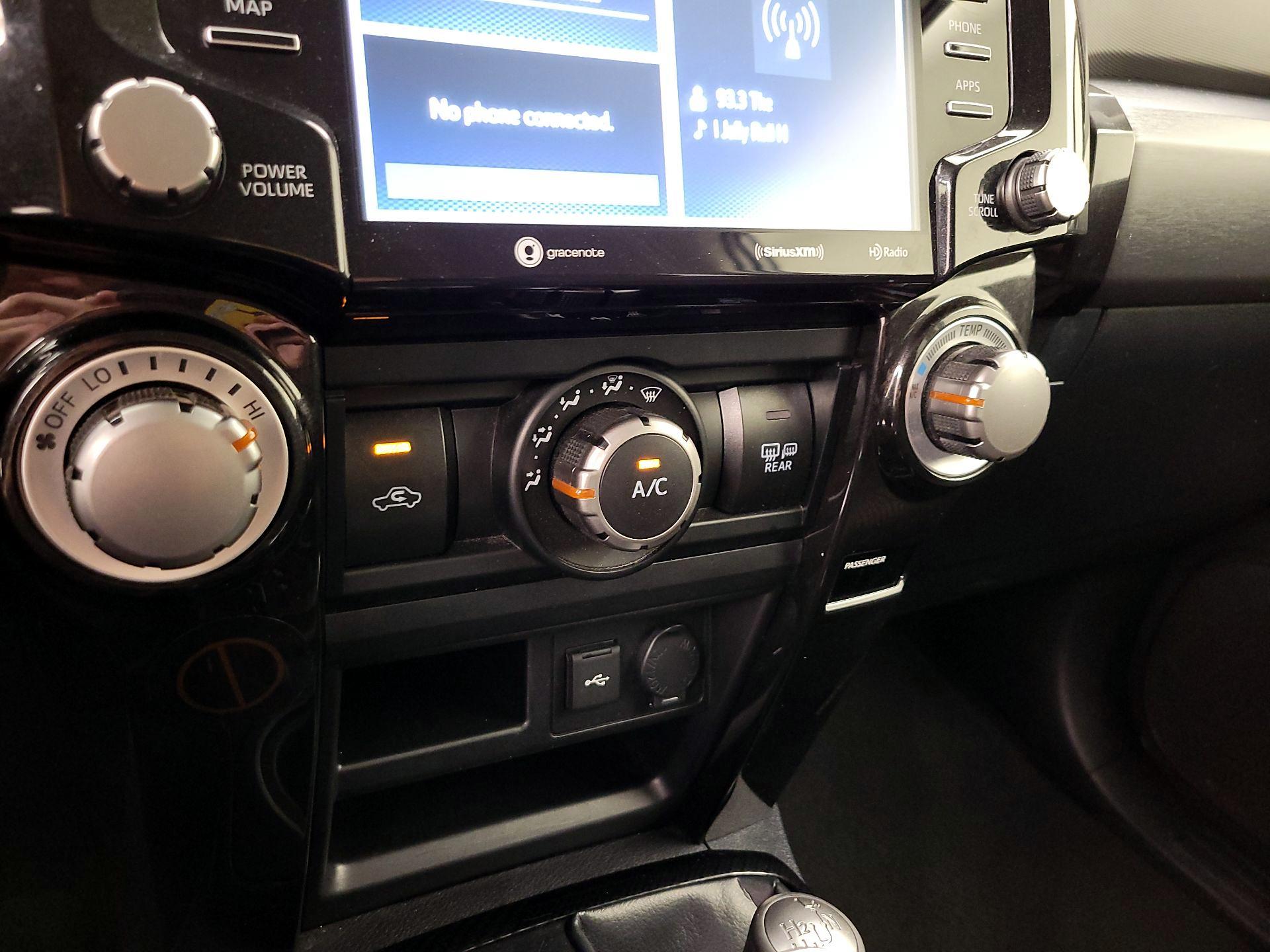 Thumbnail: 2024 Toyota 4Runner - 16