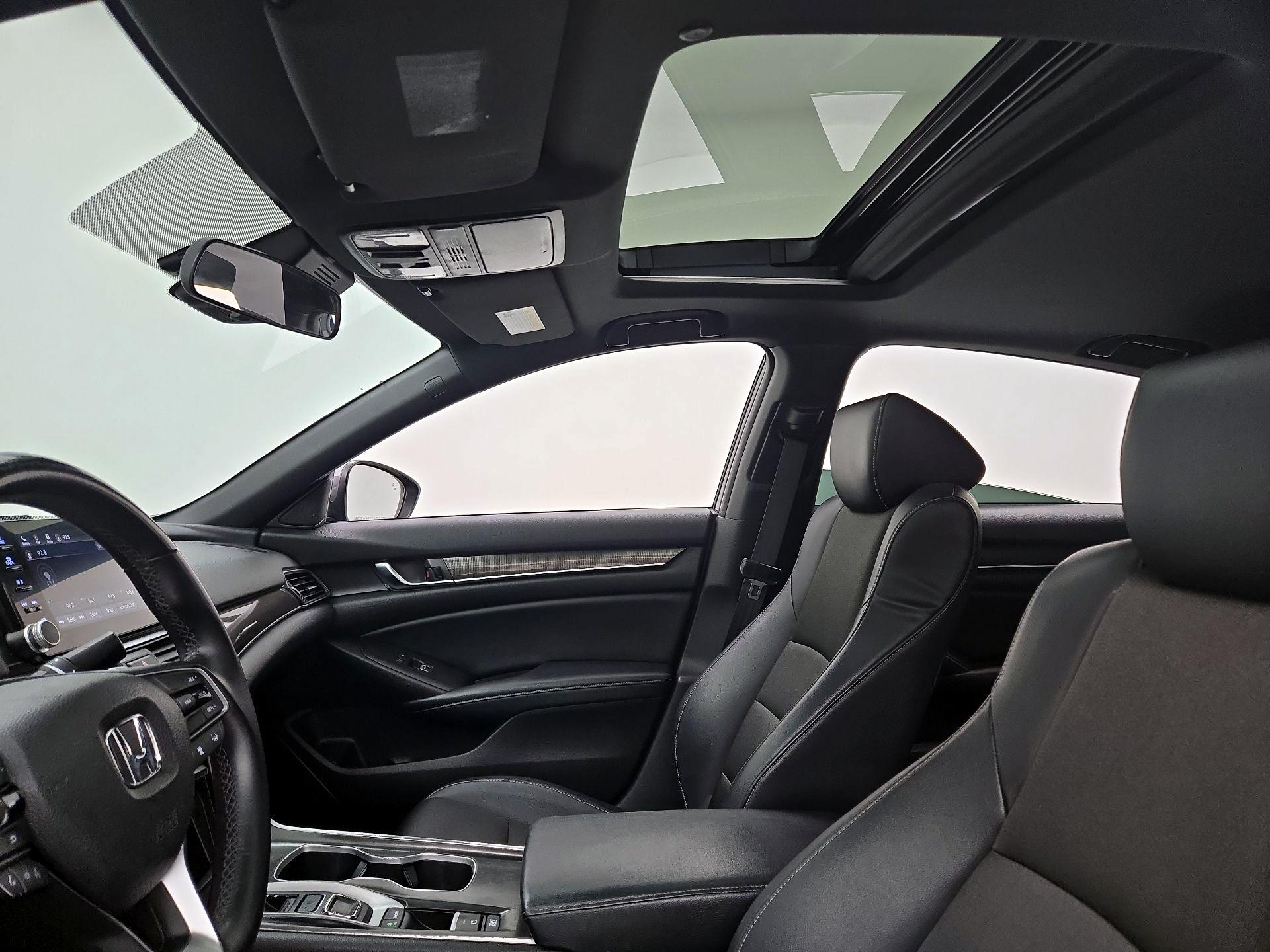 Thumbnail: 2018 Honda Accord - 19