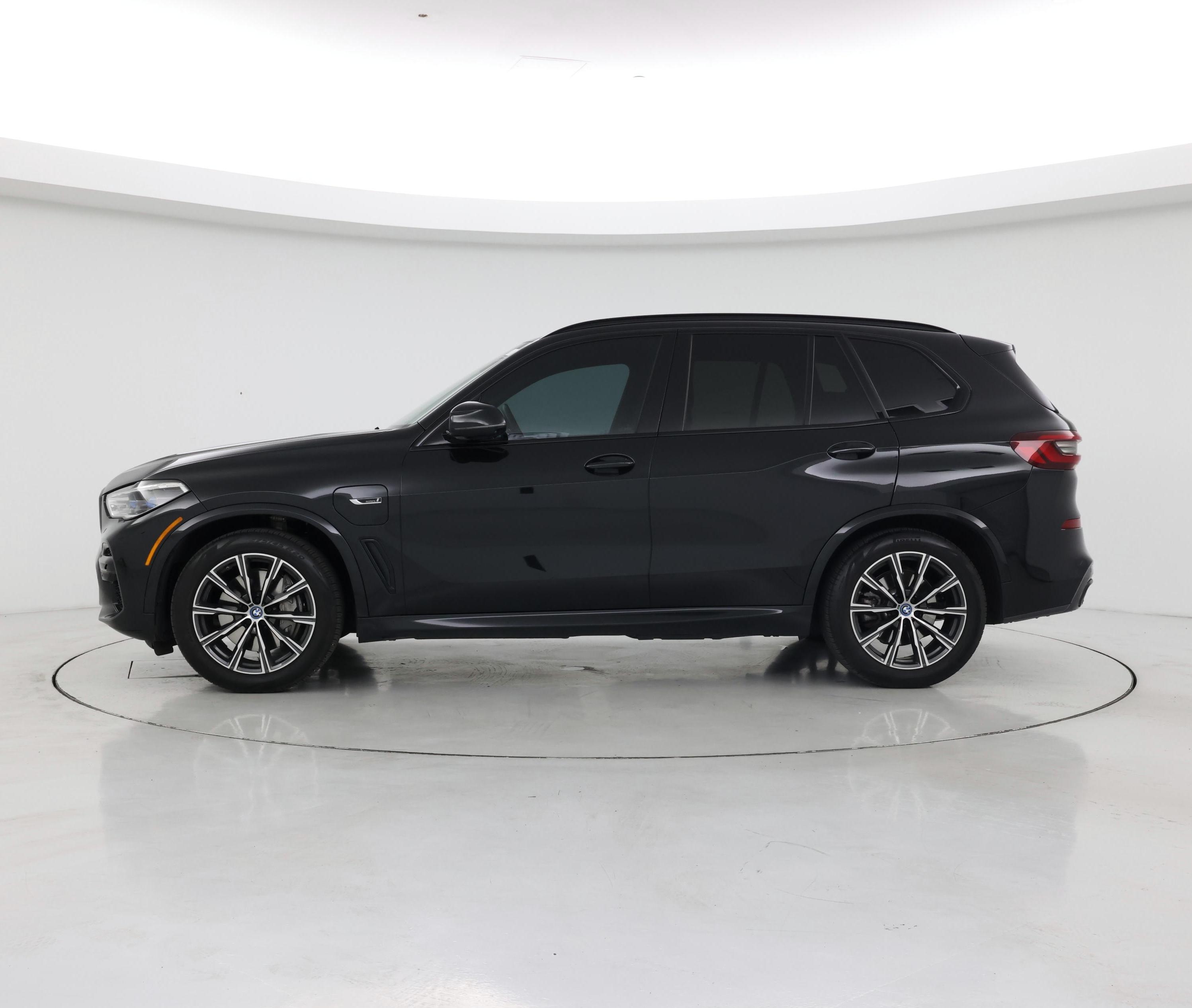 Thumbnail: 2023 BMW X5 - 3