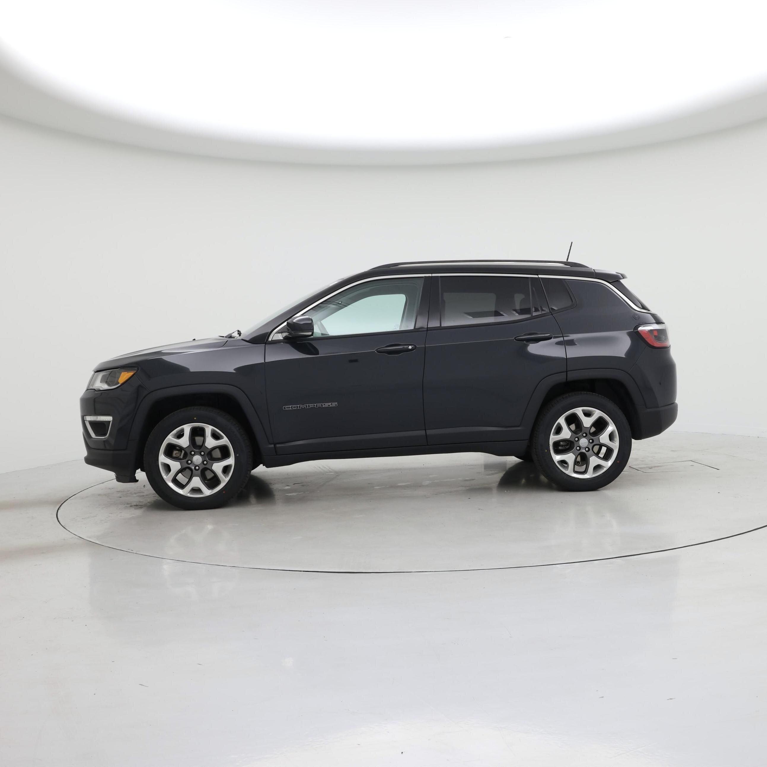 Thumbnail: 2018 Jeep Compass - 3