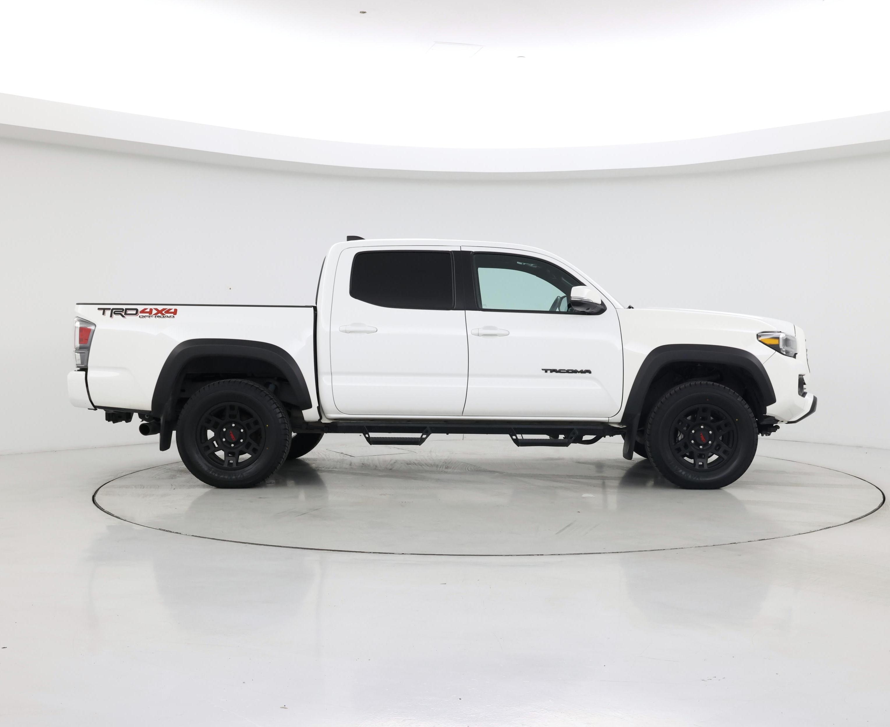 Thumbnail: 2023 Toyota Tacoma - 7