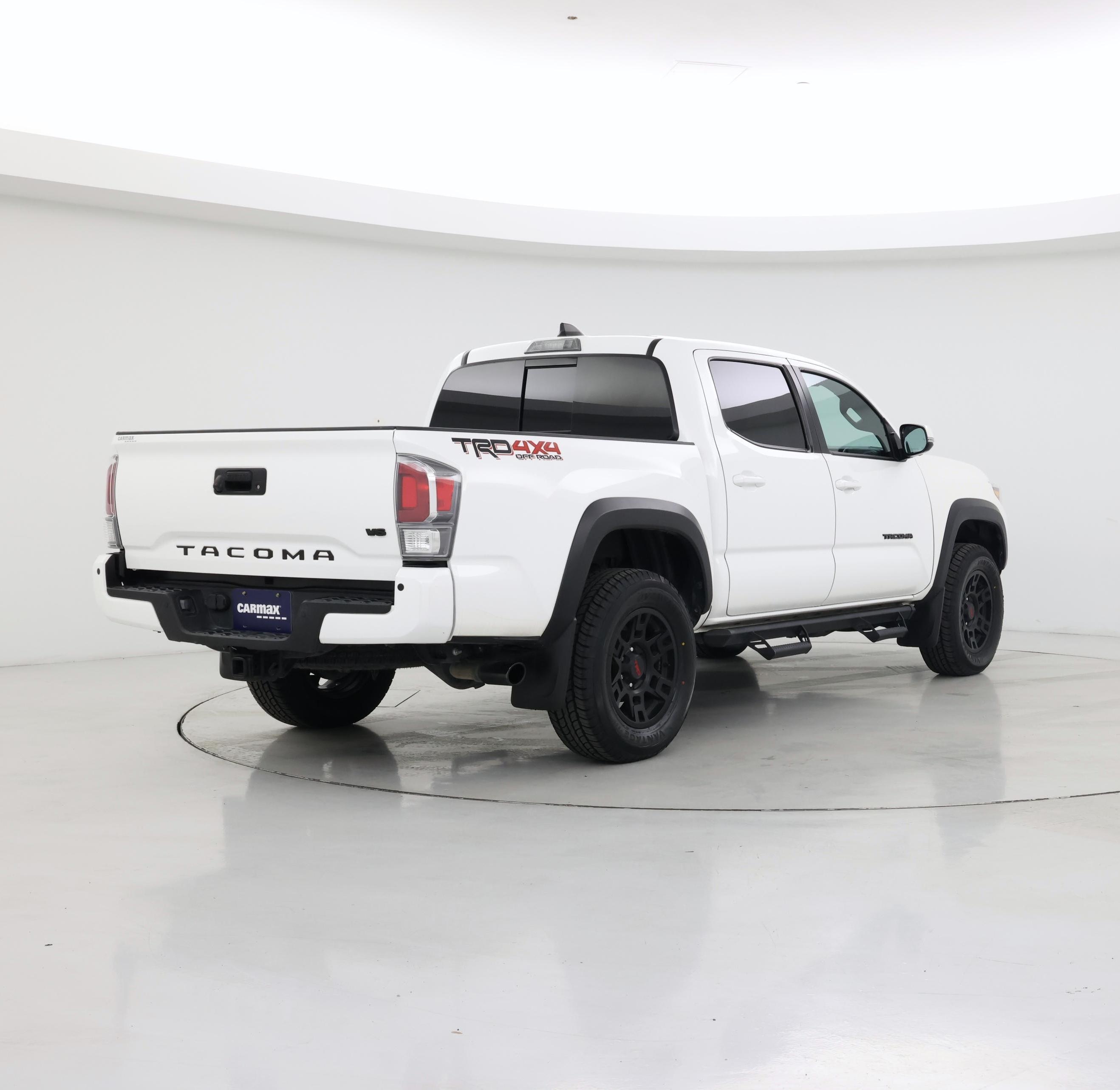 Thumbnail: 2023 Toyota Tacoma - 8