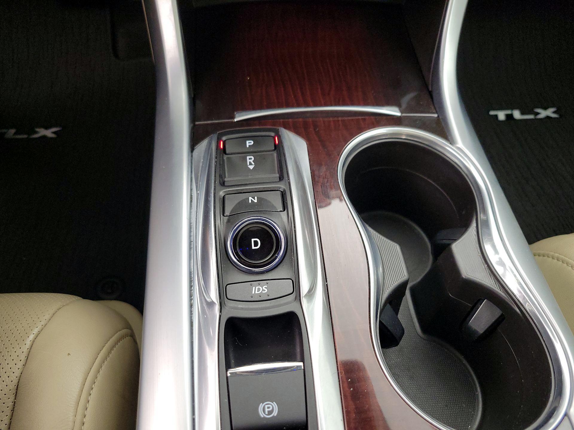 Thumbnail: 2015 Acura TLX - 18