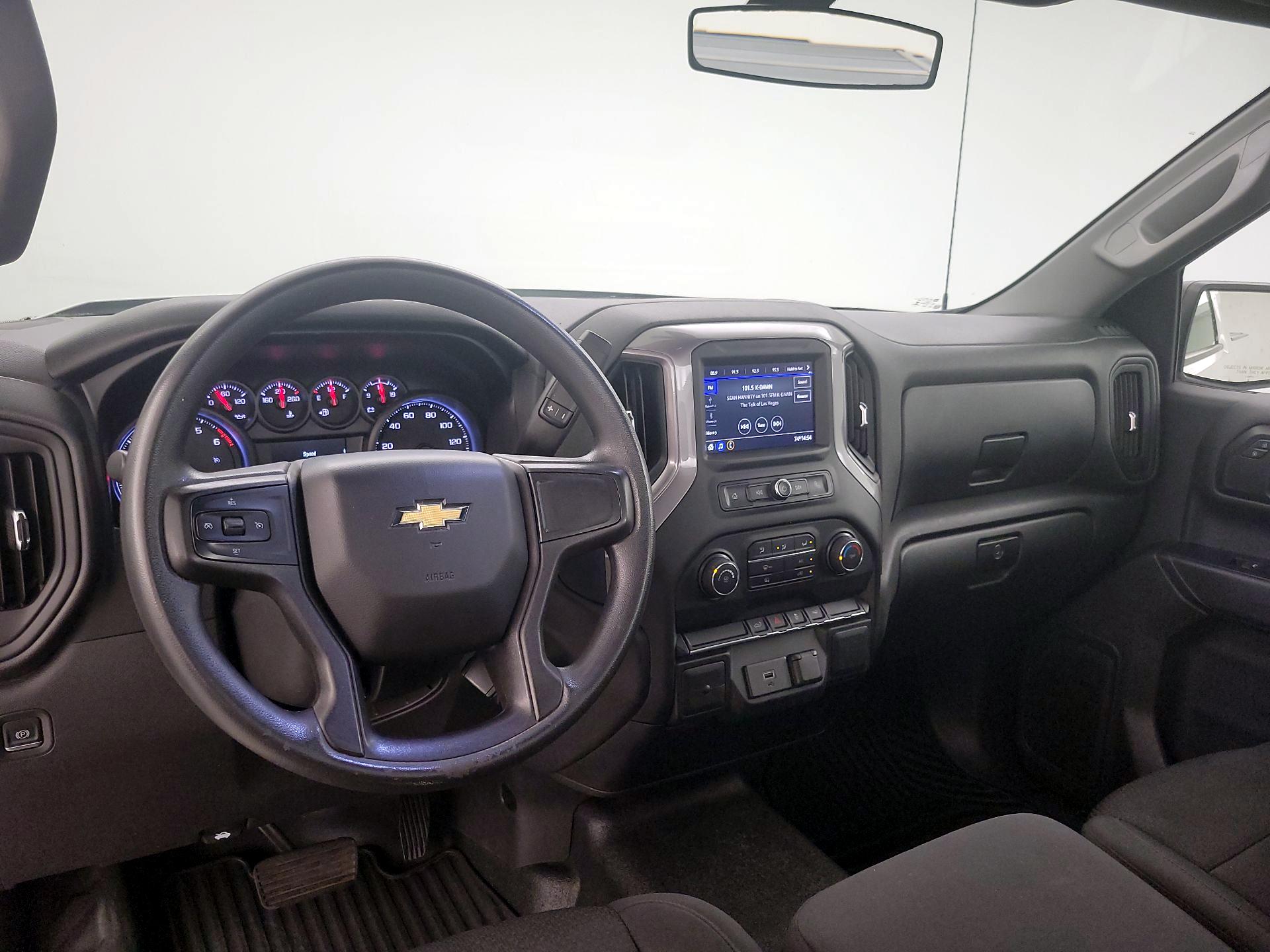 Thumbnail: 2020 Chevrolet Silverado 1500 - 9