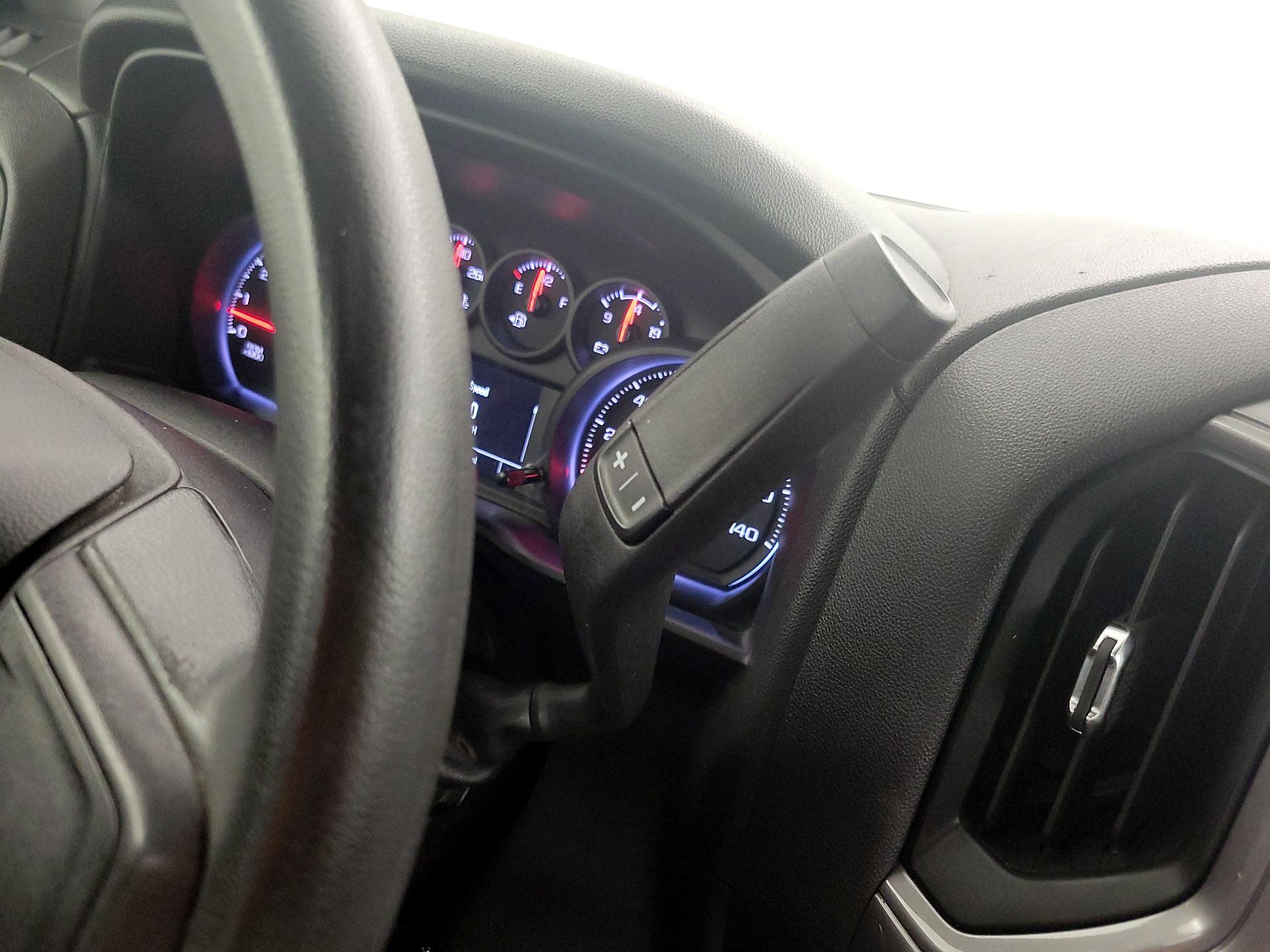 Thumbnail: 2020 Chevrolet Silverado 1500 - 17