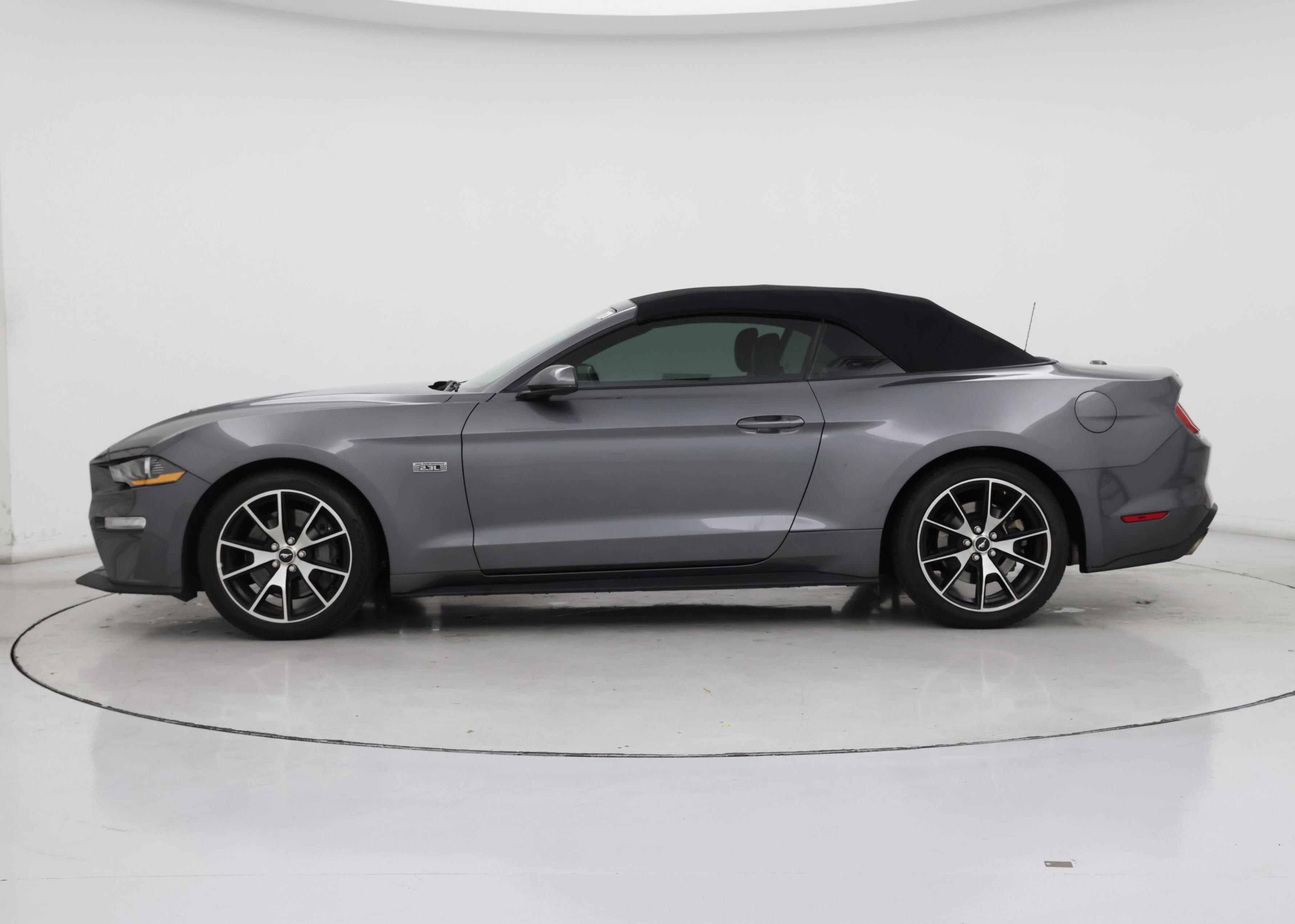 Thumbnail: 2022 Ford Mustang - 3