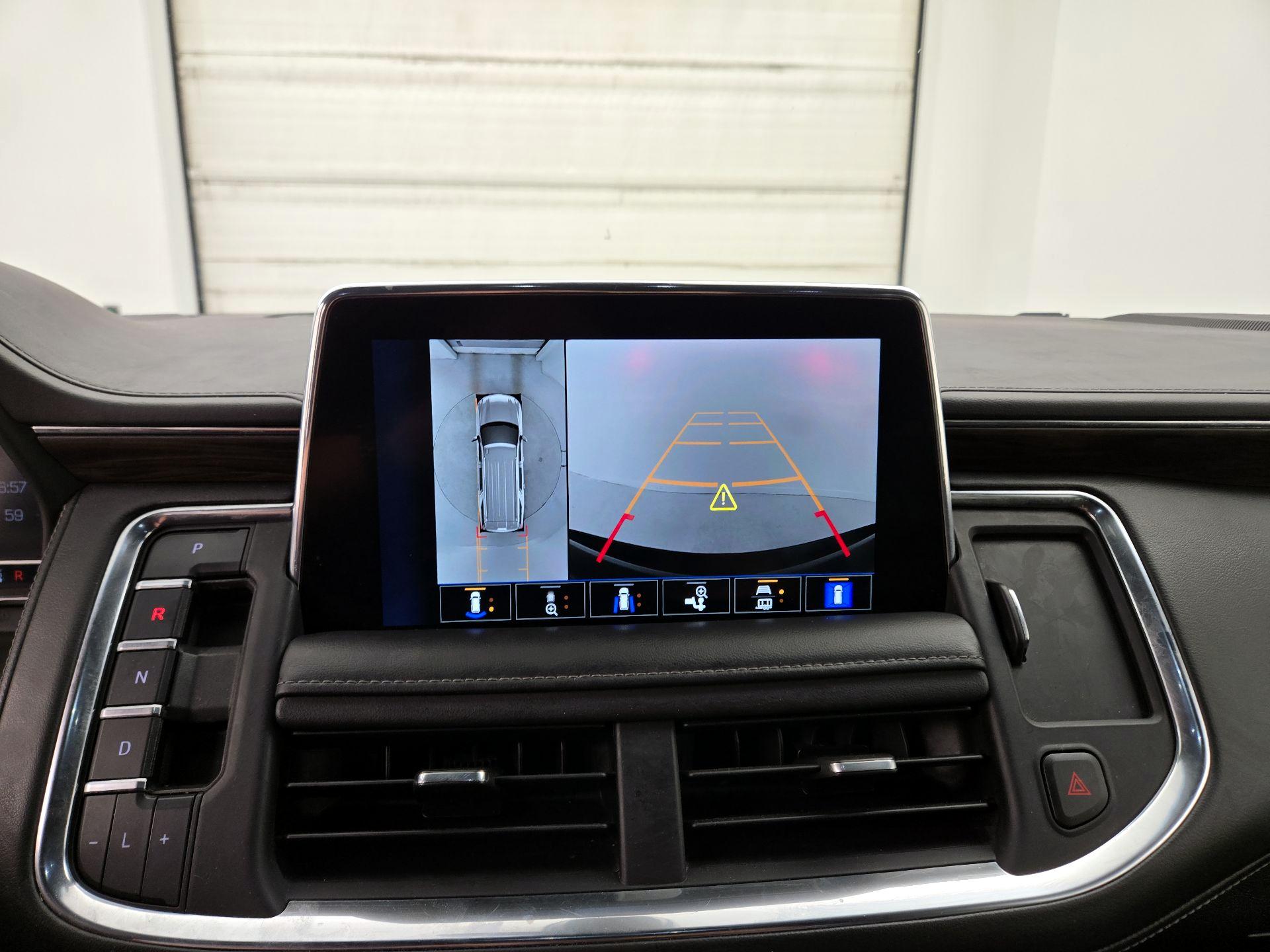 Thumbnail: 2022 Chevrolet Suburban - 14