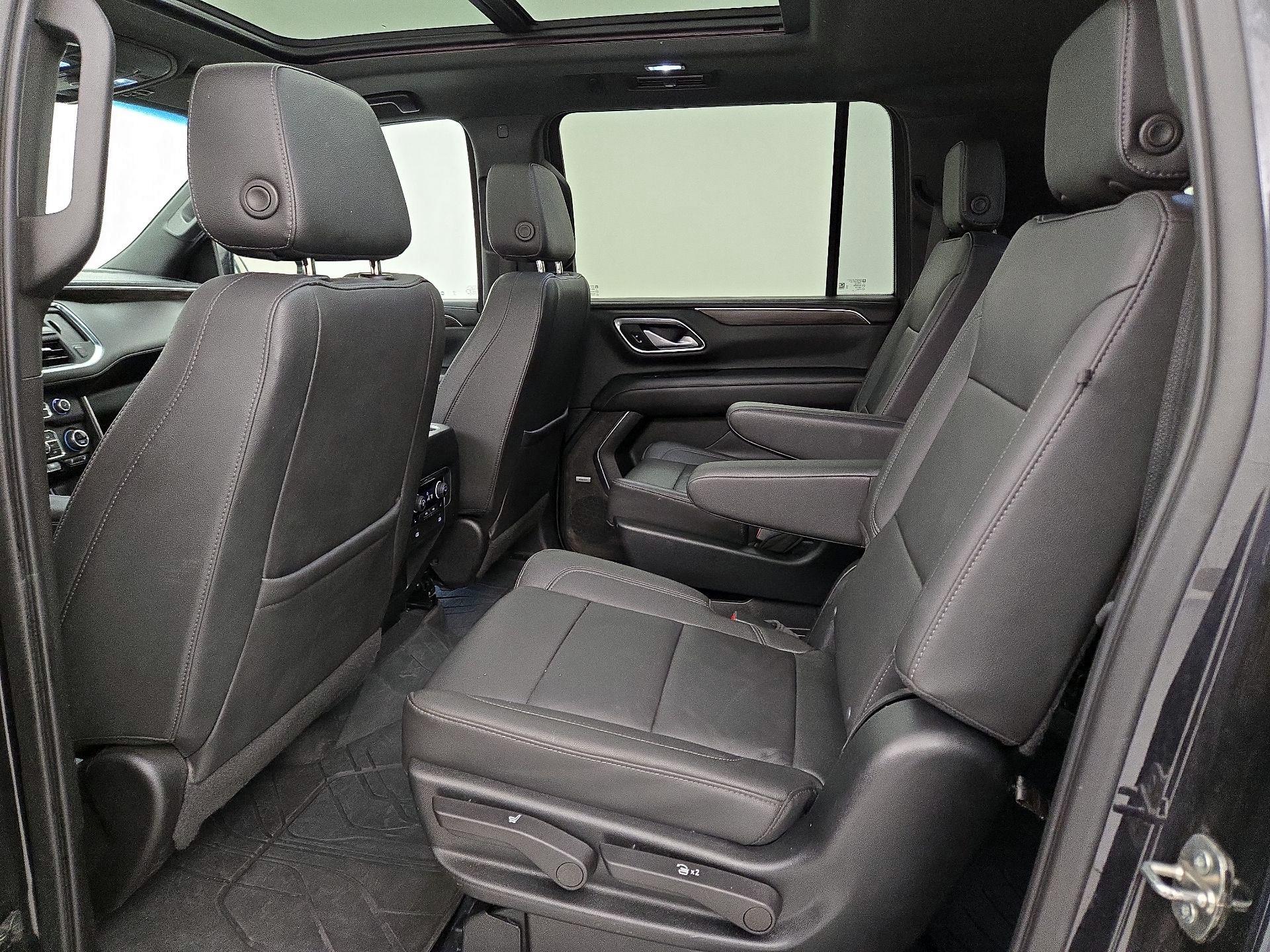 Thumbnail: 2022 Chevrolet Suburban - 20