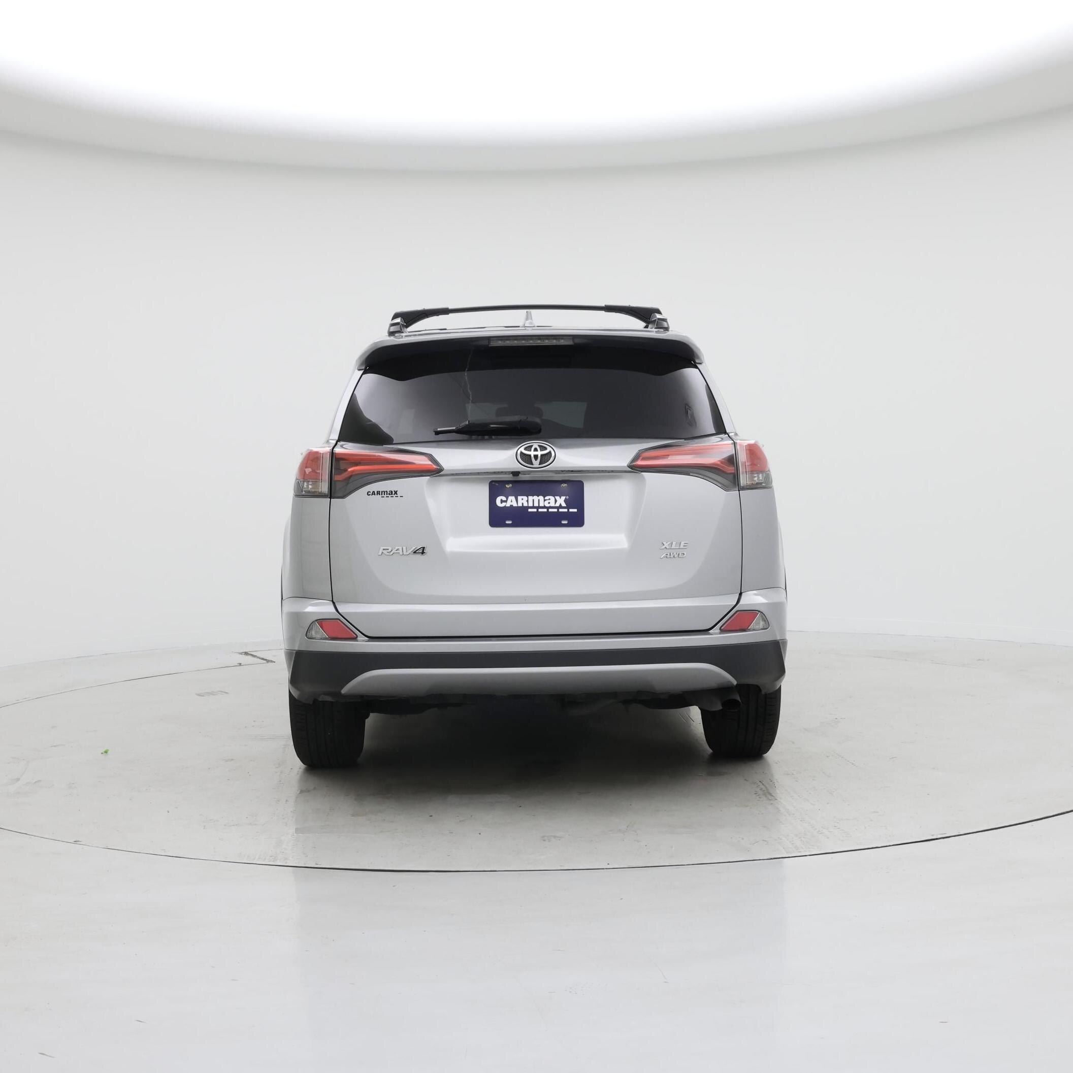 Thumbnail: 2017 Toyota RAV4 - 6