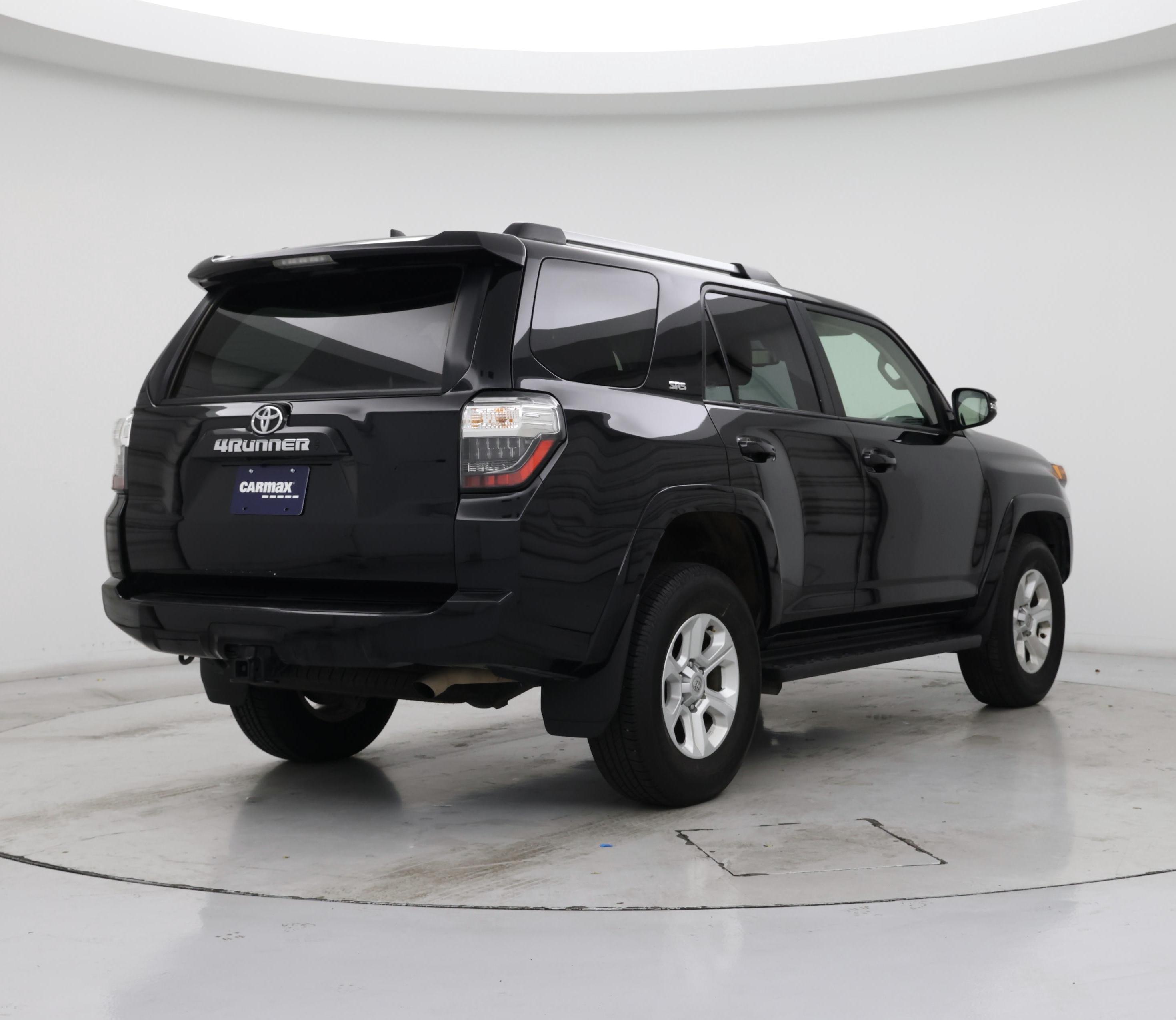 Thumbnail: 2024 Toyota 4Runner - 8